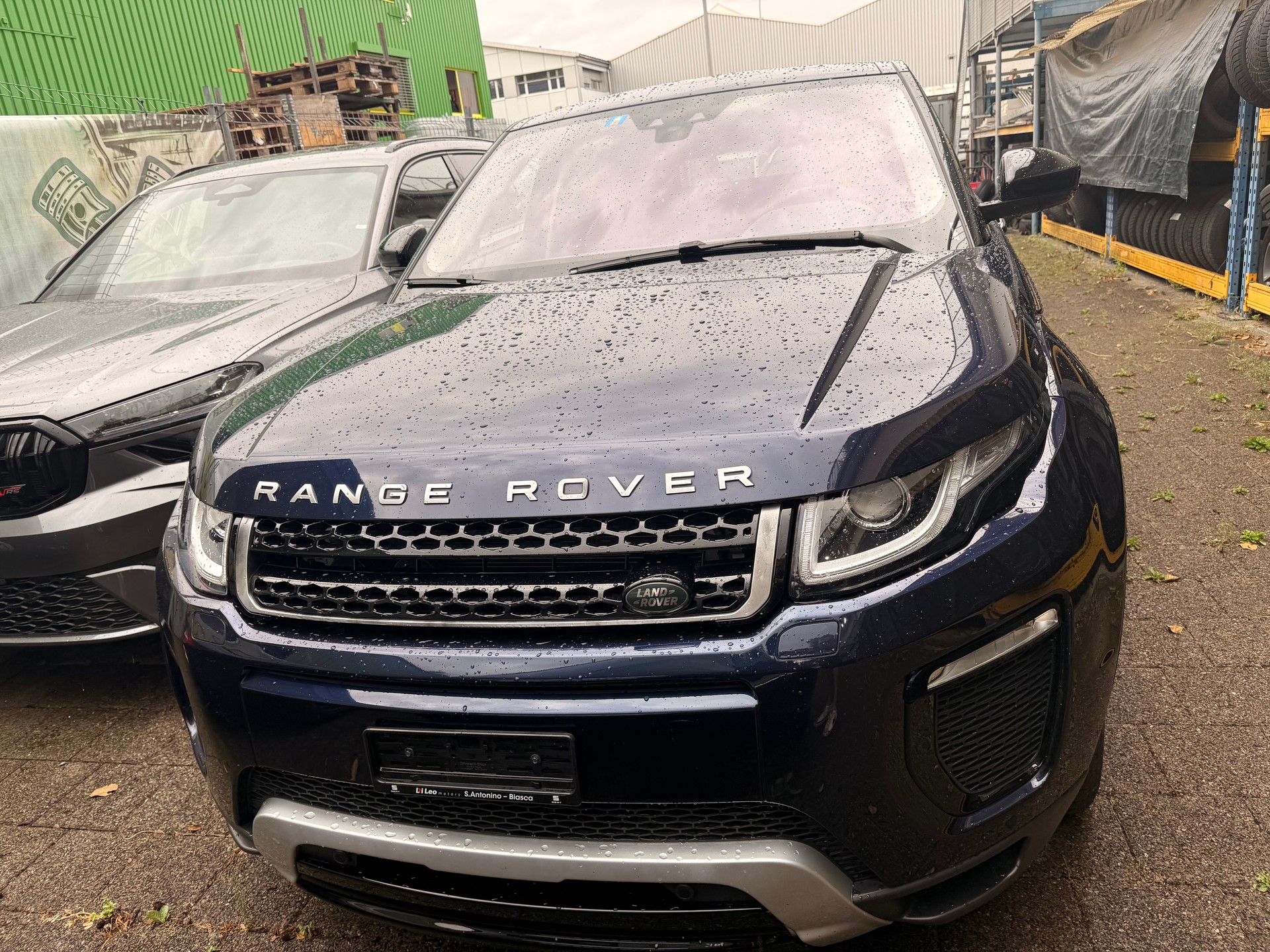 LAND ROVER Range Rover Evoque 2.0 TD4 SE Dynamic AT9-image-1