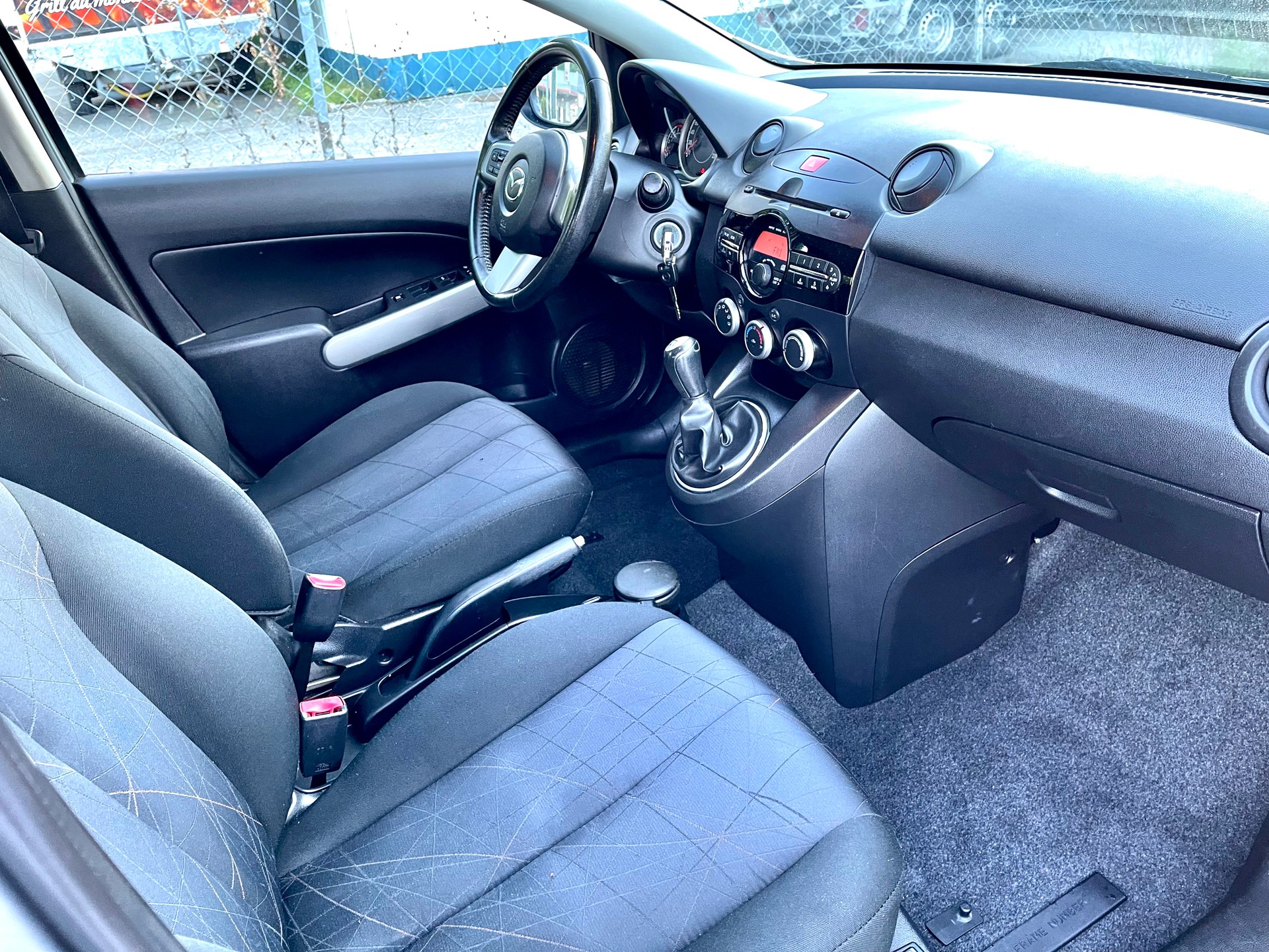 MAZDA 2 1.6 CD Exclusive-image-15