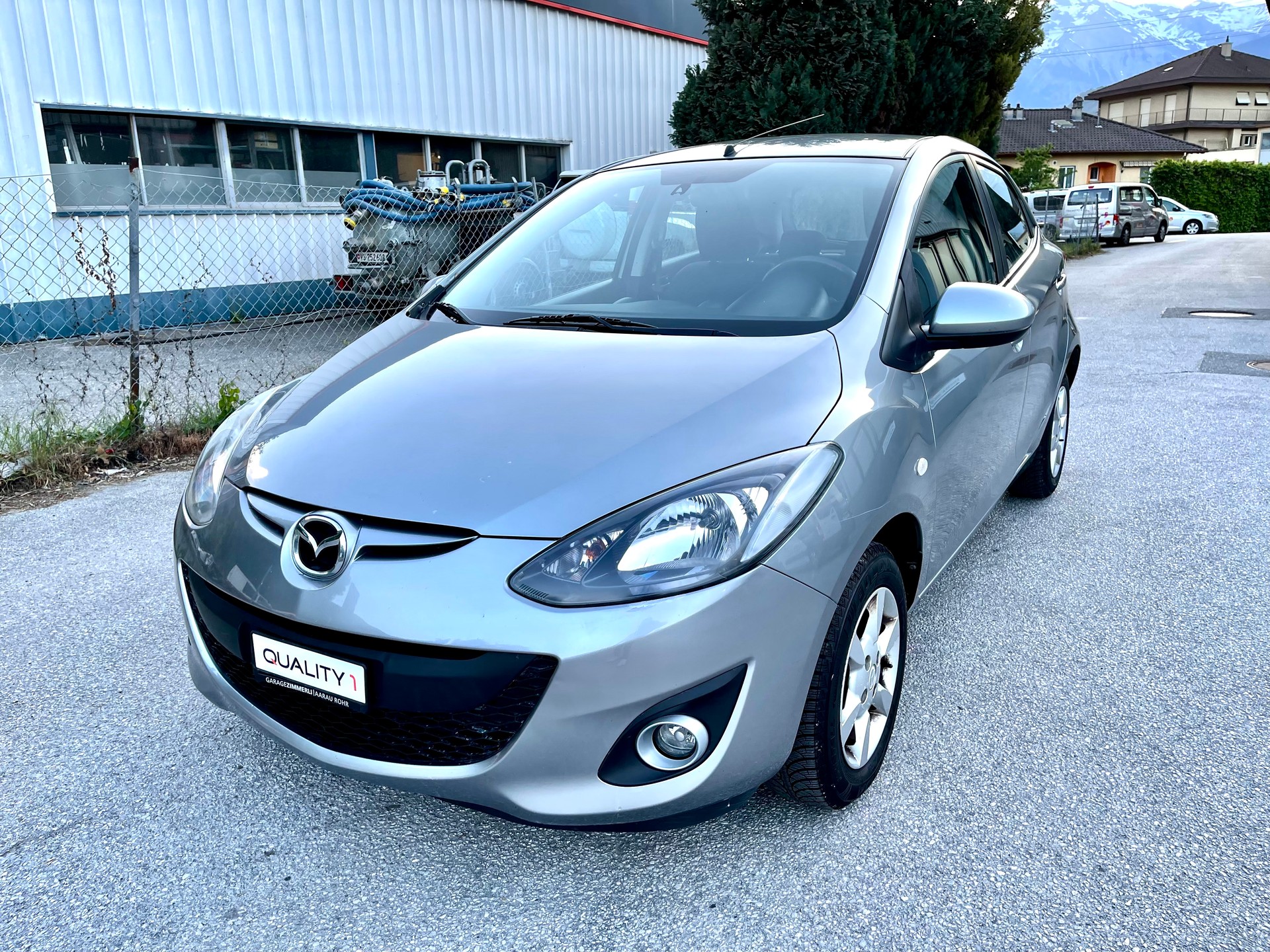 MAZDA 2 1.6 CD Exclusive-showroom-element-2