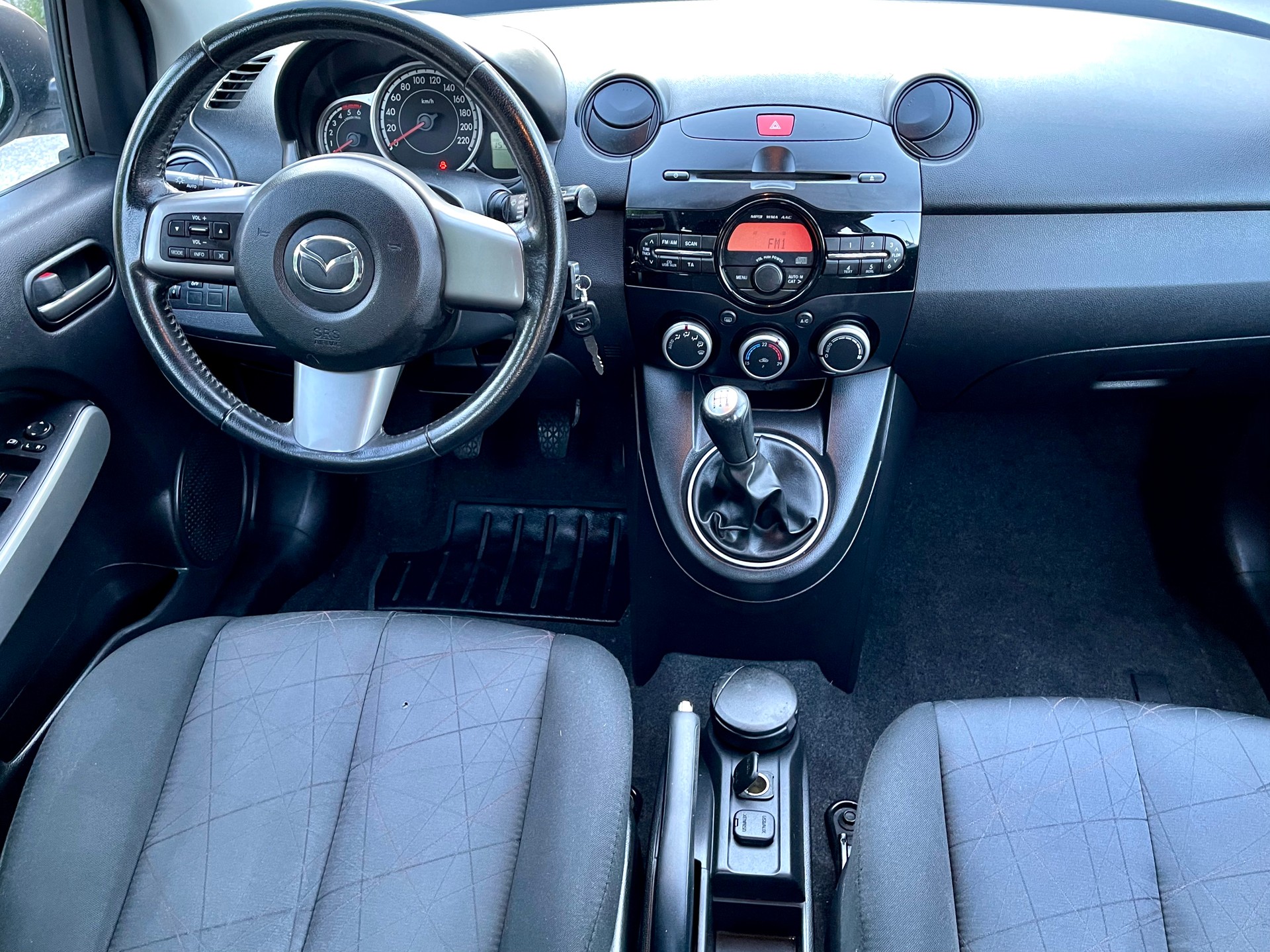 MAZDA 2 1.6 CD Exclusive-showroom-element-1