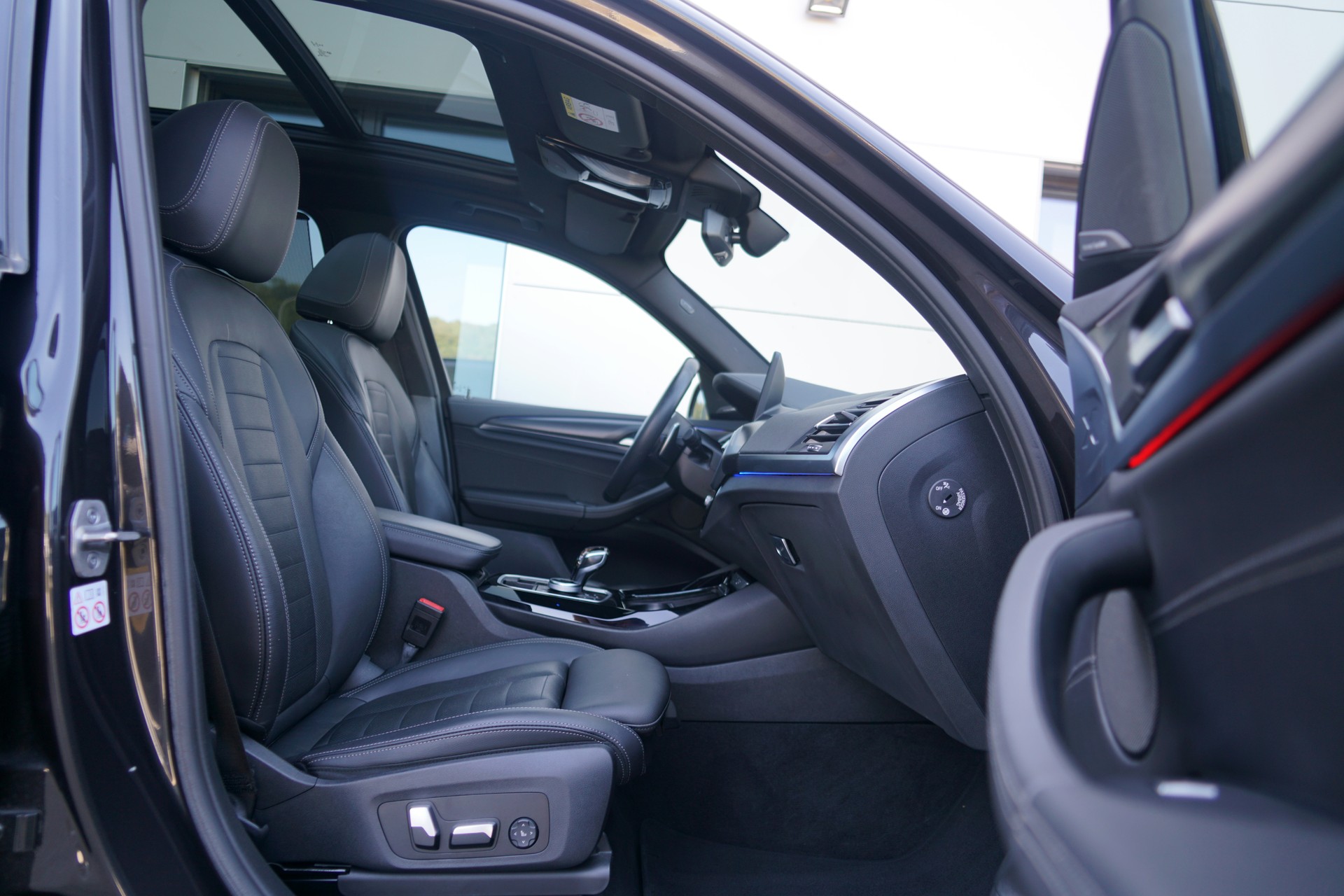 BMW X3 xDrive 30i M Sport (CH)-image-14