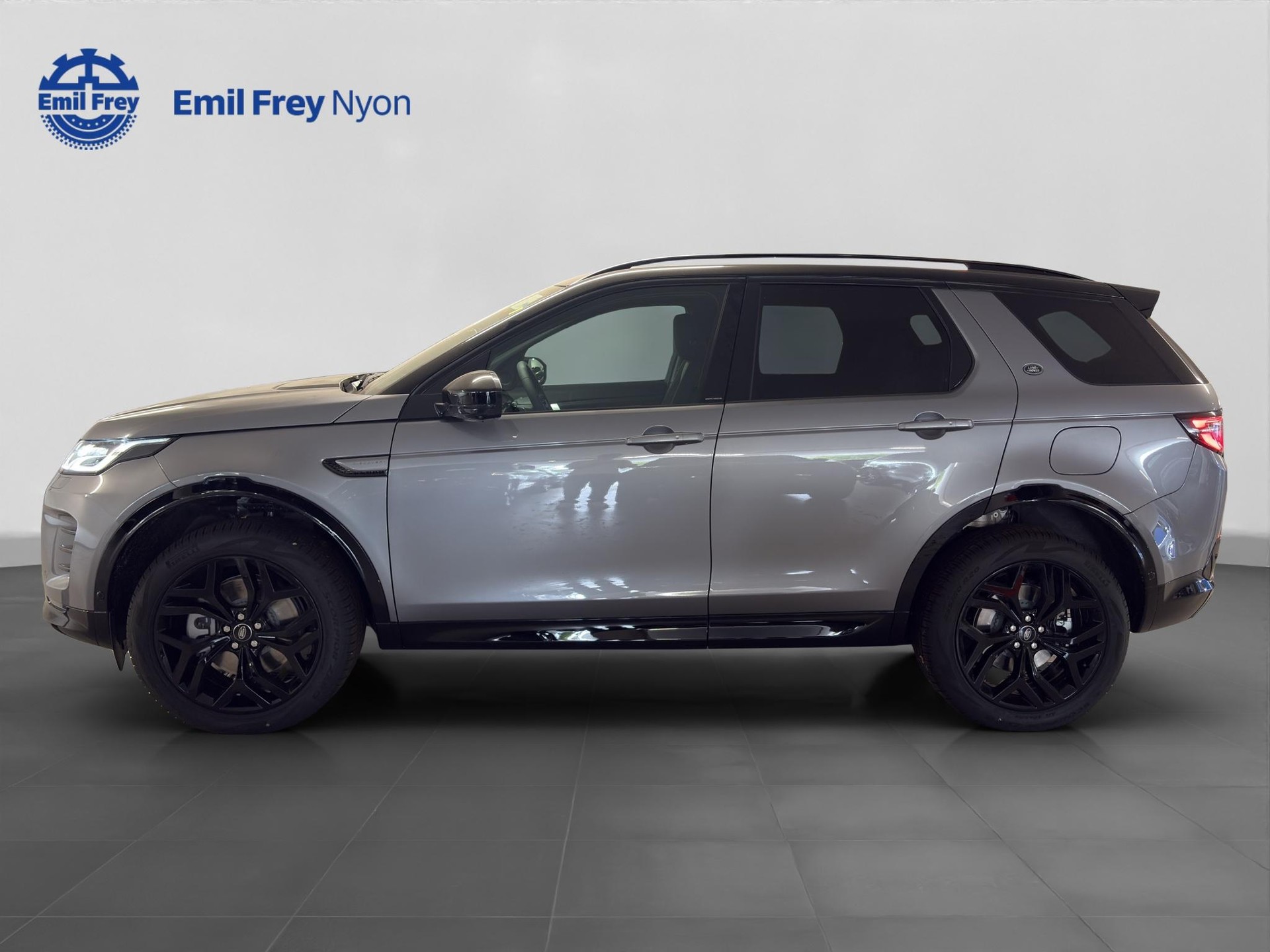 LAND ROVER Discovery Sport 1.5 T 270e Landmark-showroom-element-2