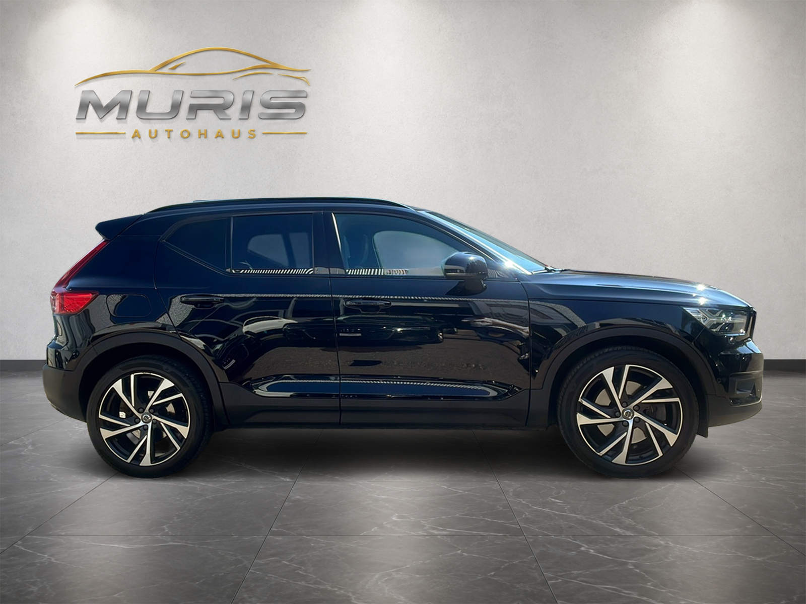 VOLVO XC40 T5 TwE R-Design DCT-image-5