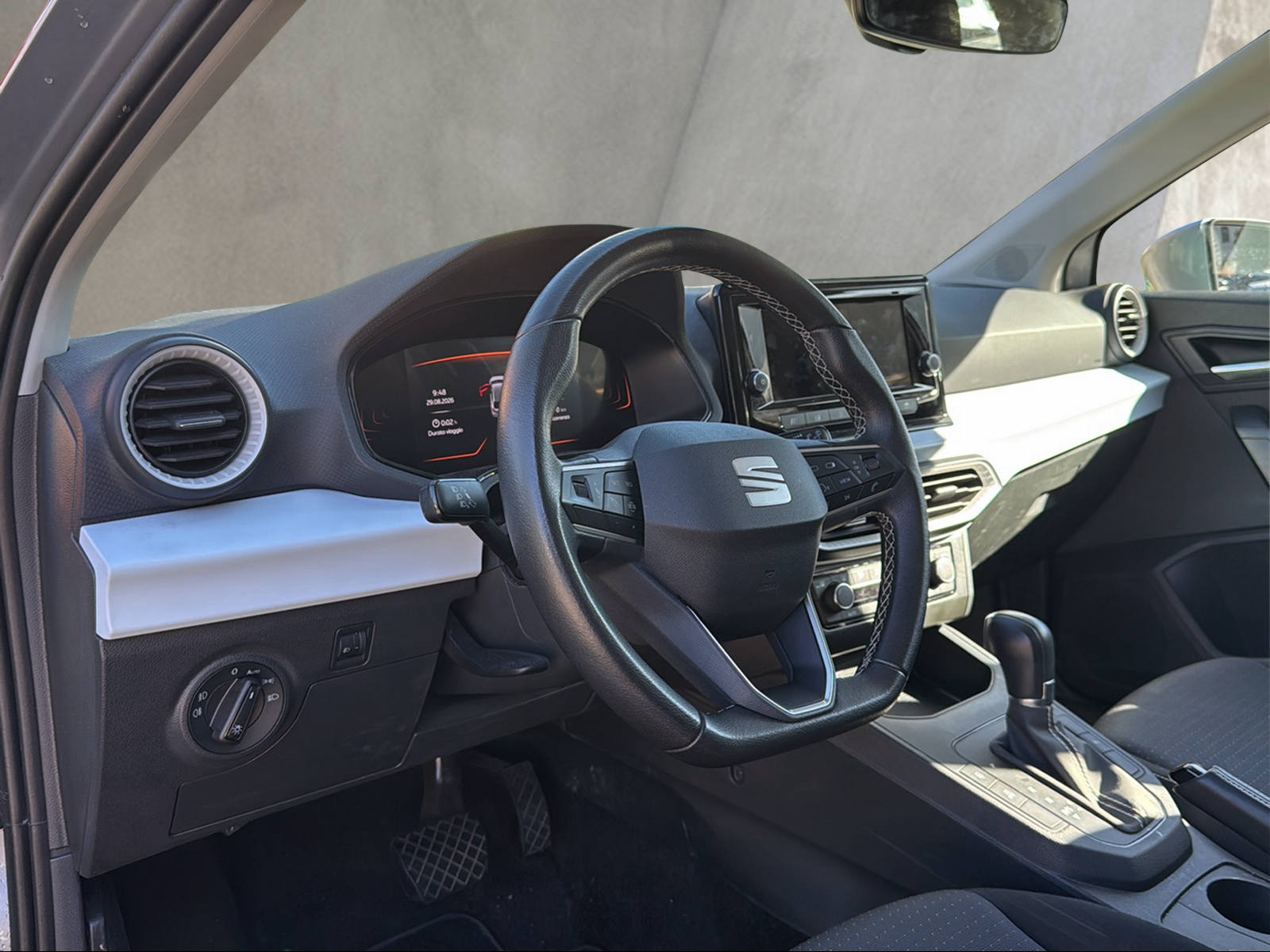SEAT Ibiza 1.0 EcoTSI Sensacion DSG-image-9