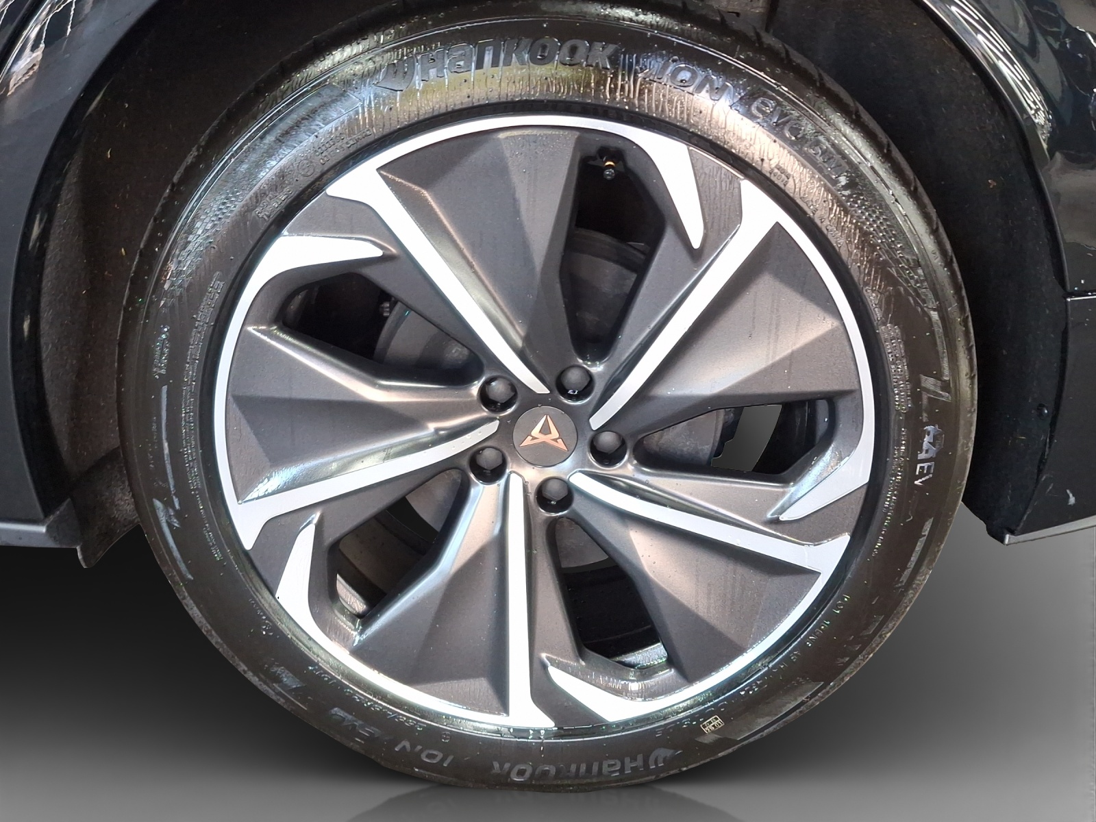 CUPRA Tavascan Type 8 77 kWh VZ-image-14