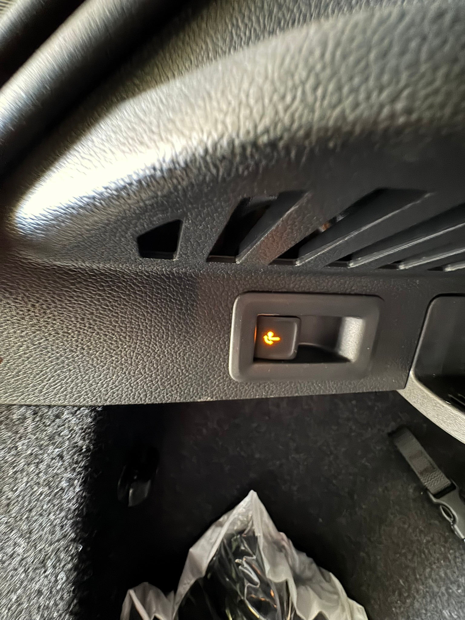 SKODA 1.0 TSI Dynamic DSG-image-6