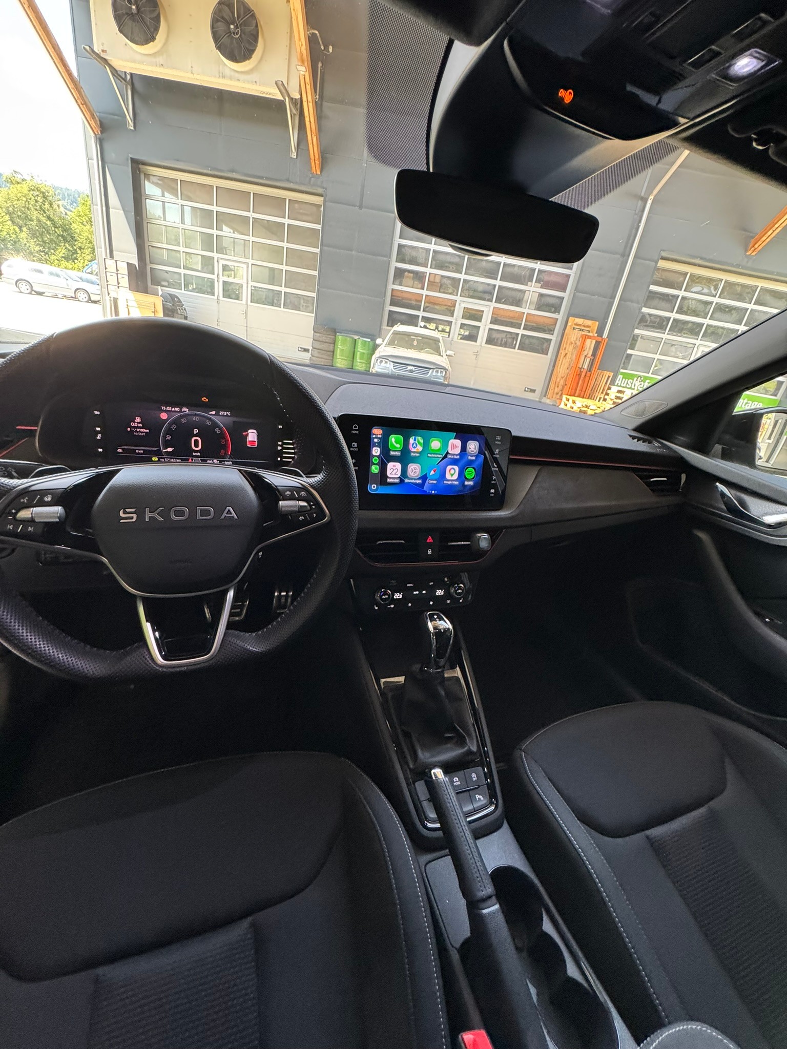 SKODA 1.0 TSI Dynamic DSG-image-12