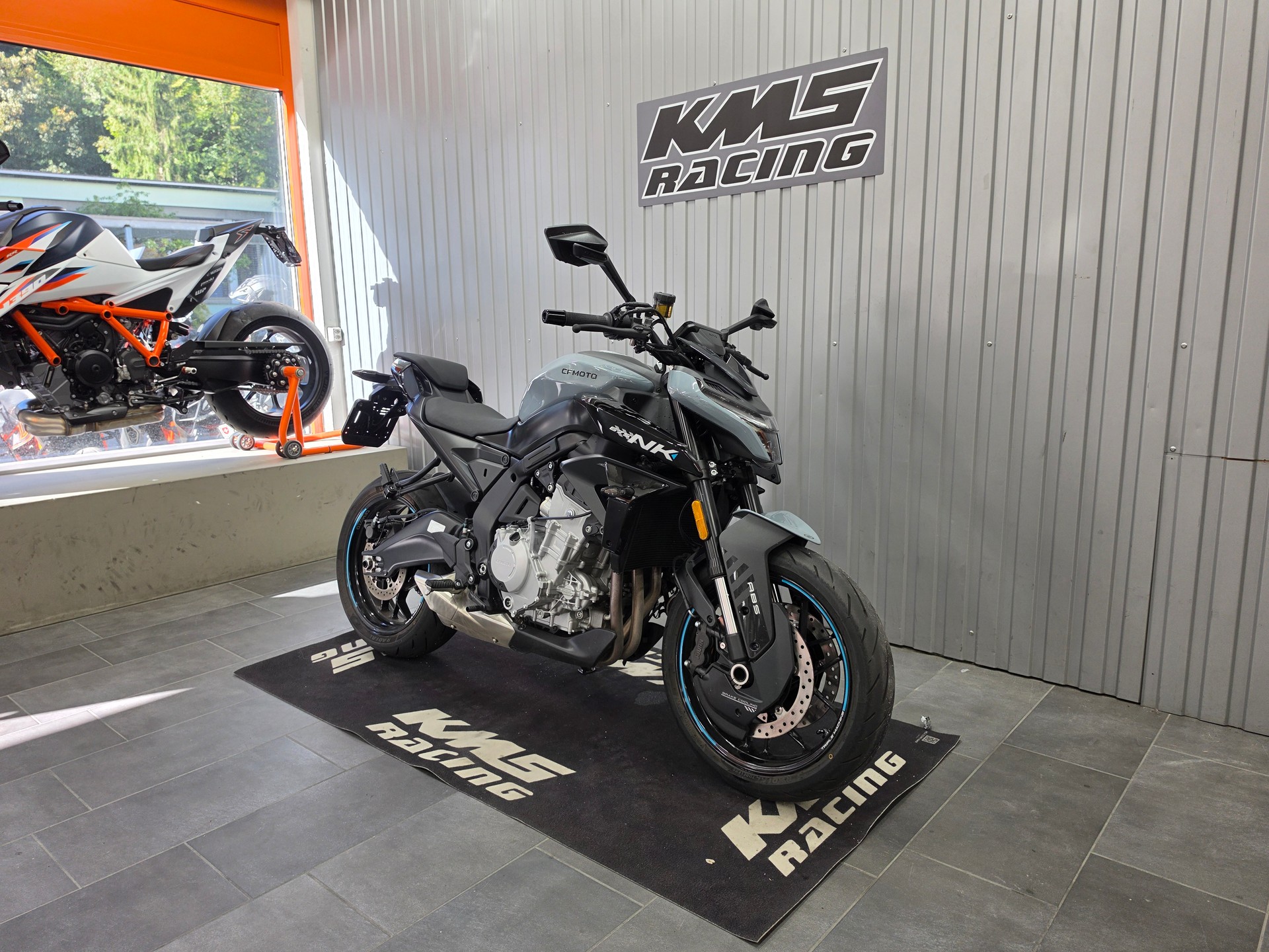 CF MOTO 675NK-image-1