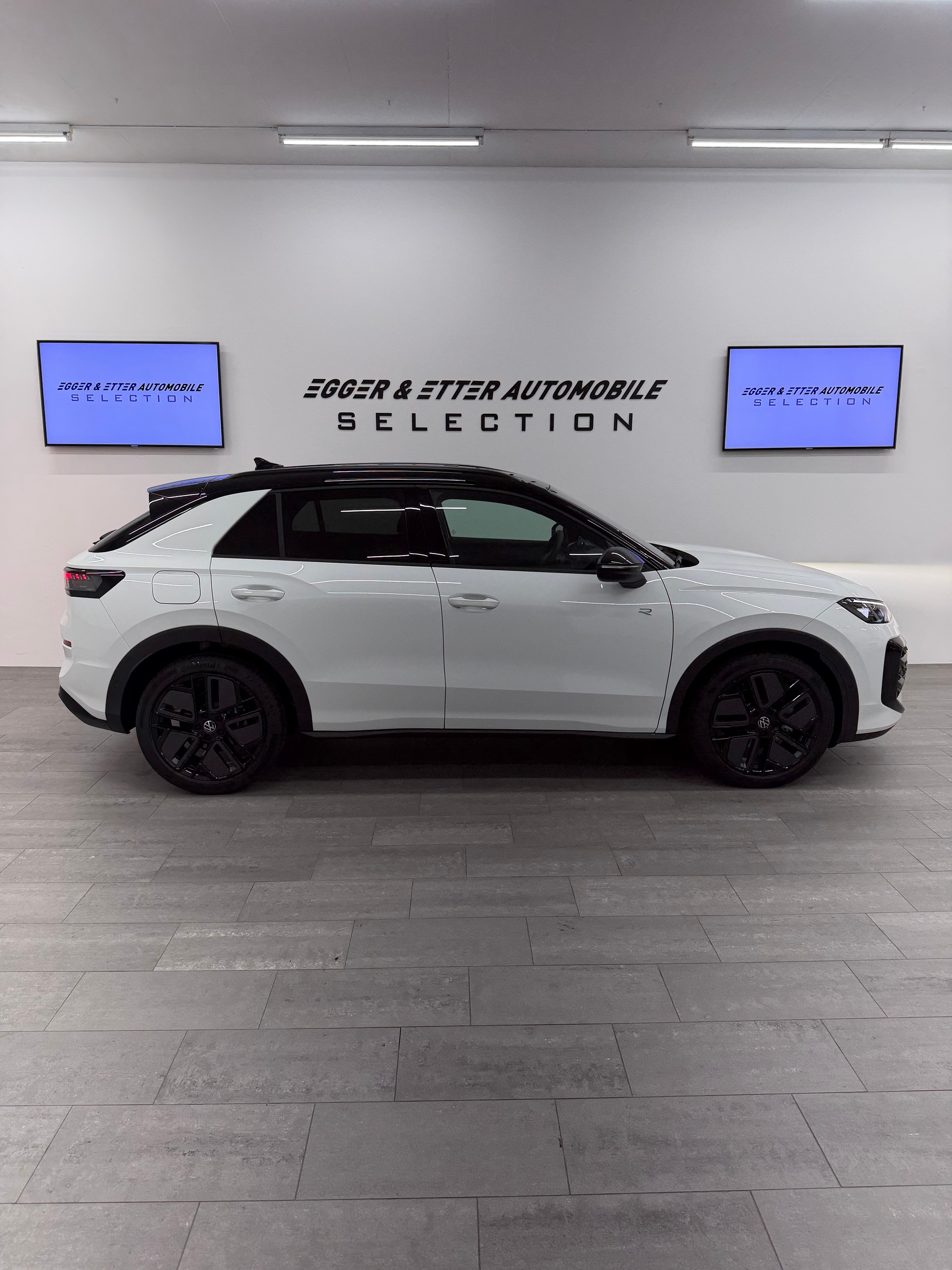 VW T-Roc 1.5 TSI EVO Life DSG-showroom-element-3