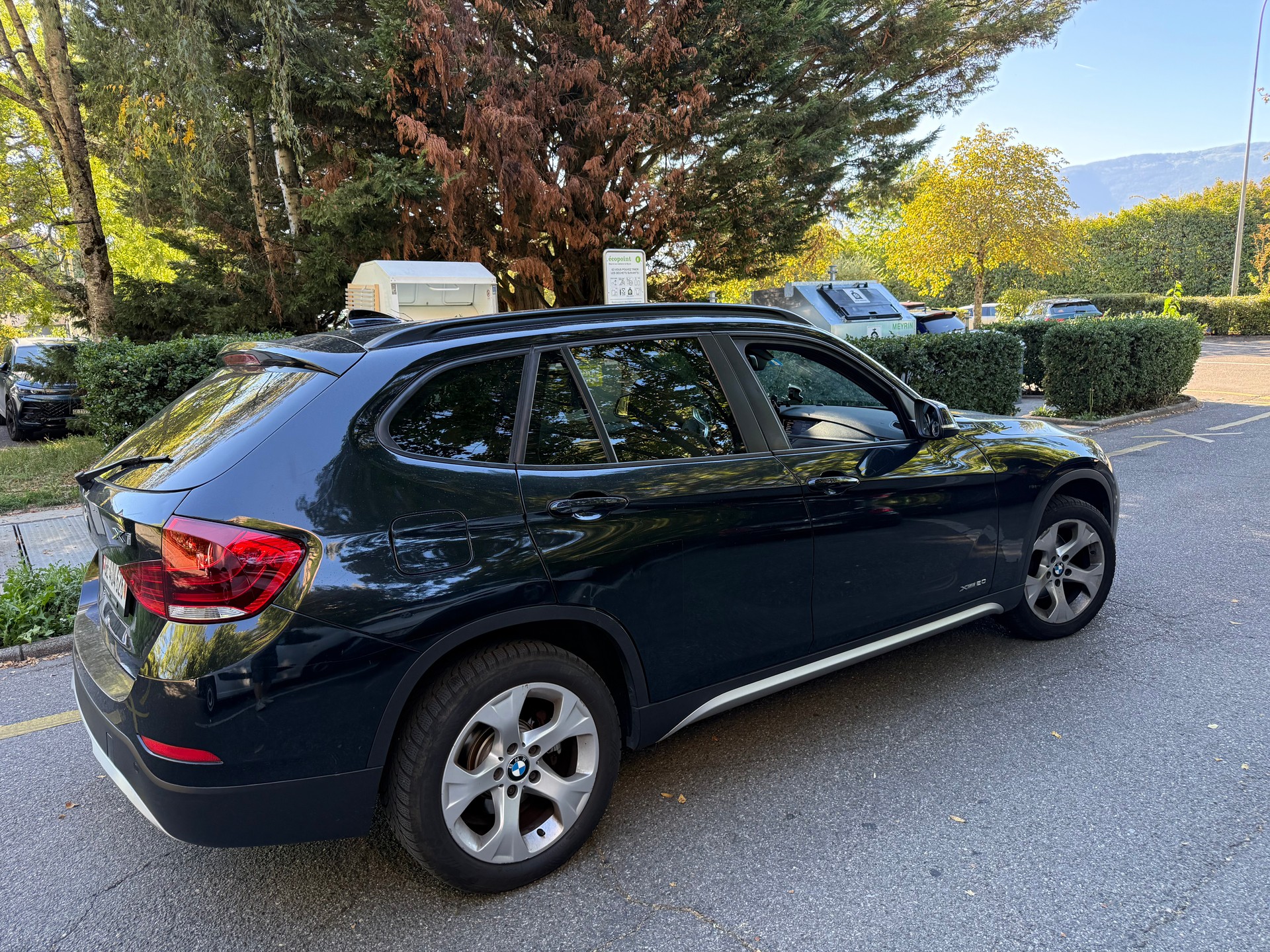 BMW X1 xDrive 20i xLine Steptronic-image-7