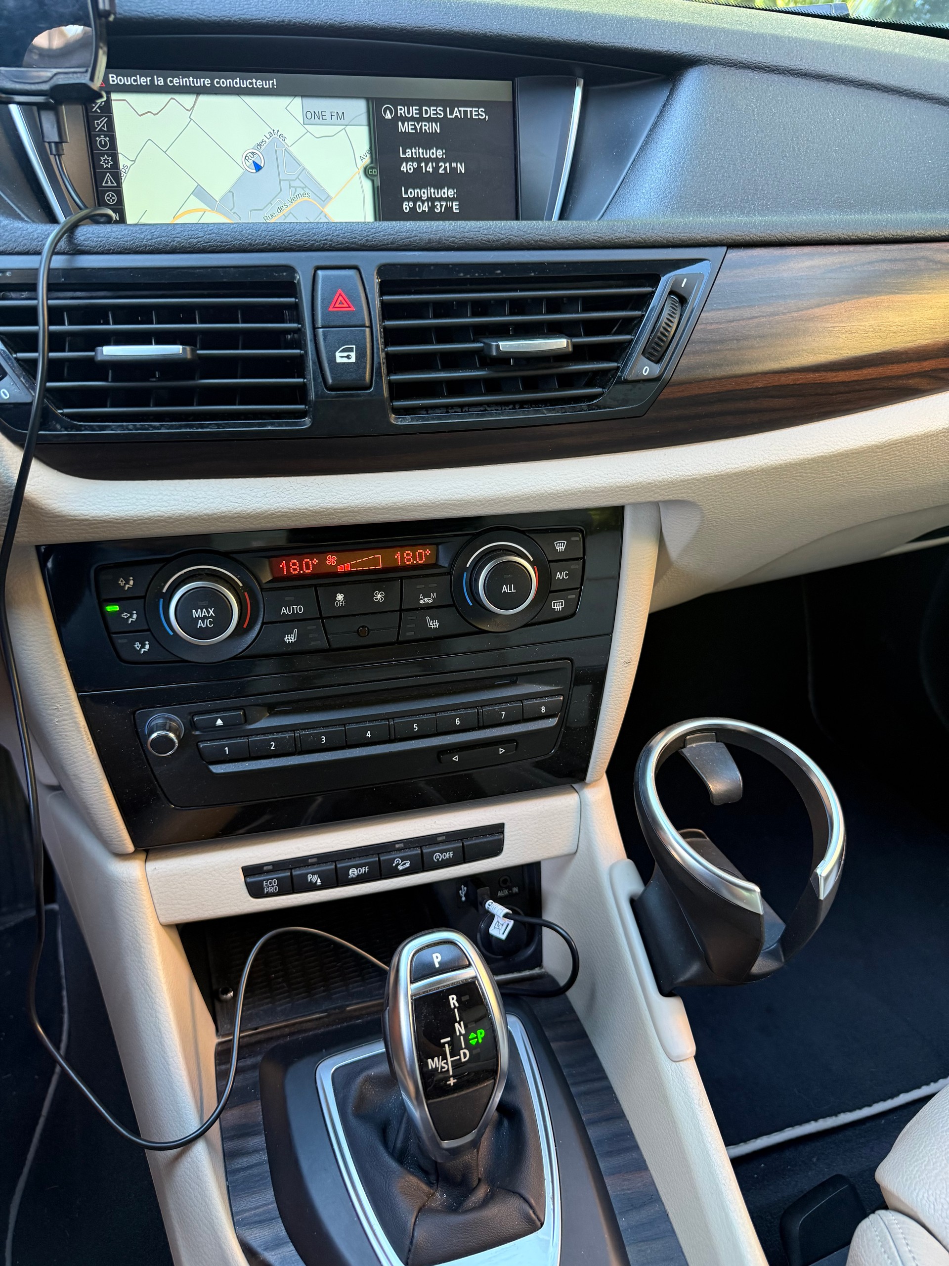 BMW X1 xDrive 20i xLine Steptronic-image-15