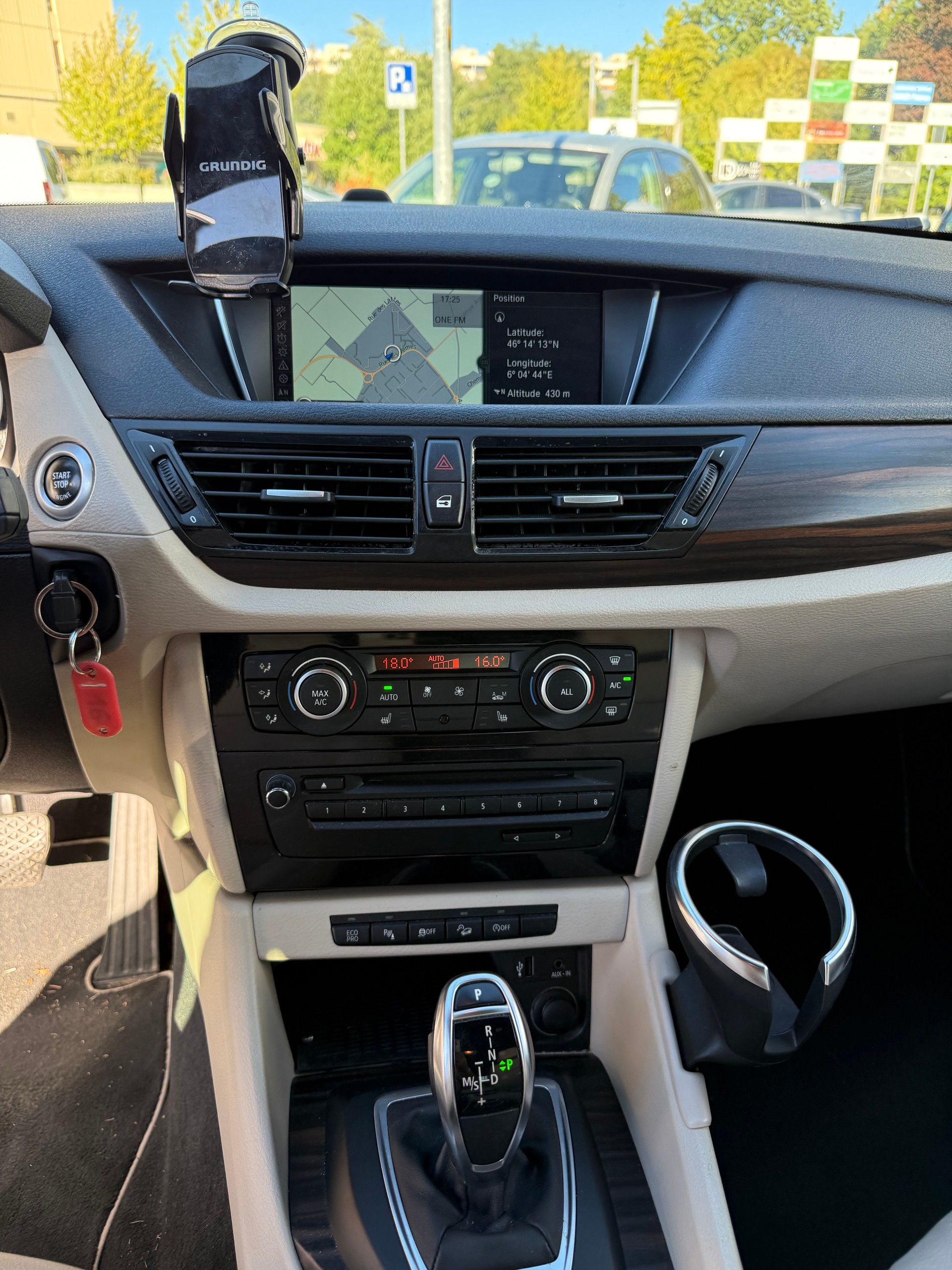 BMW X1 xDrive 20i xLine Steptronic-image-13