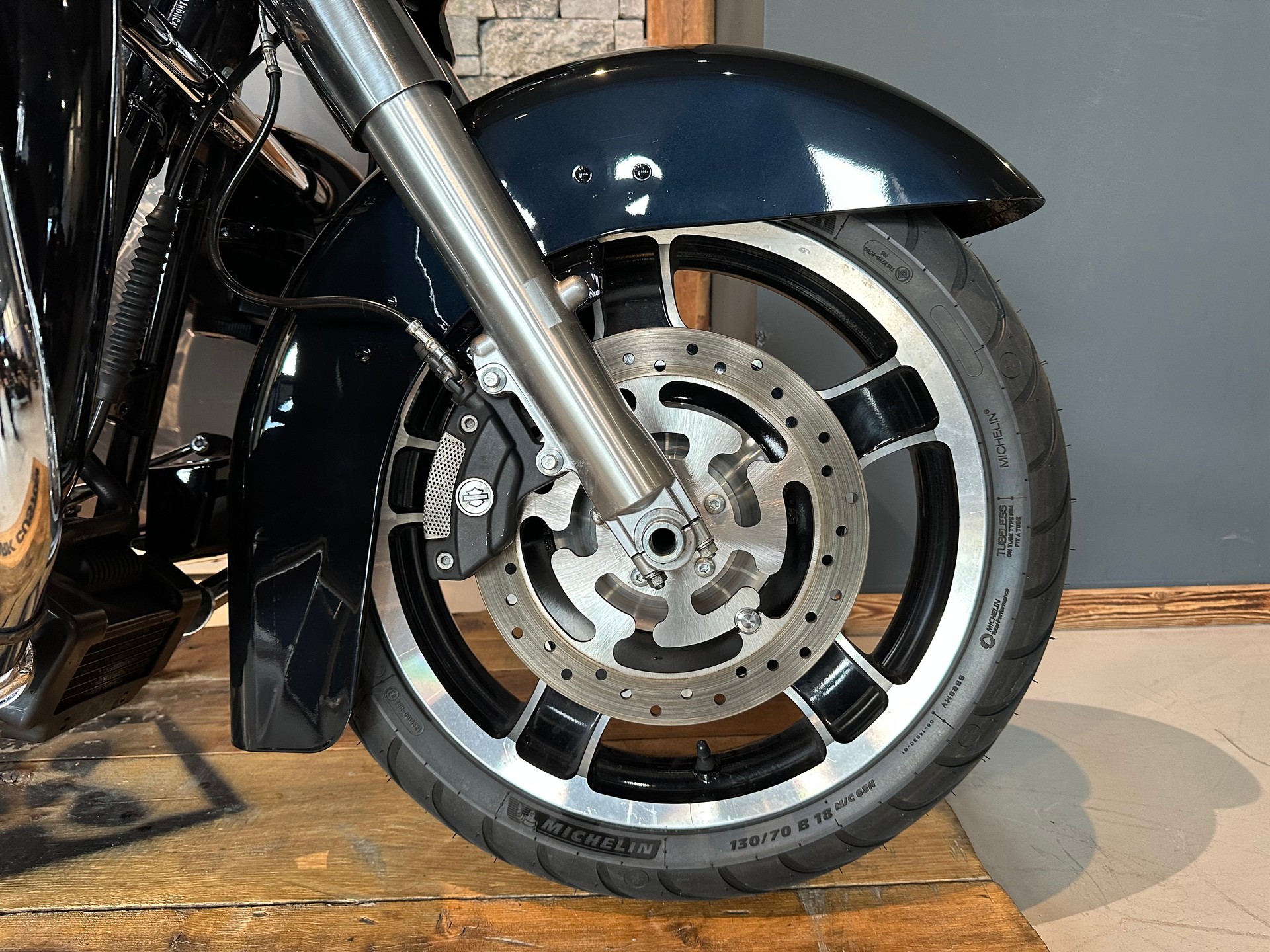 HARLEY-DAVIDSON FLHX Street Glide ABS-image-12