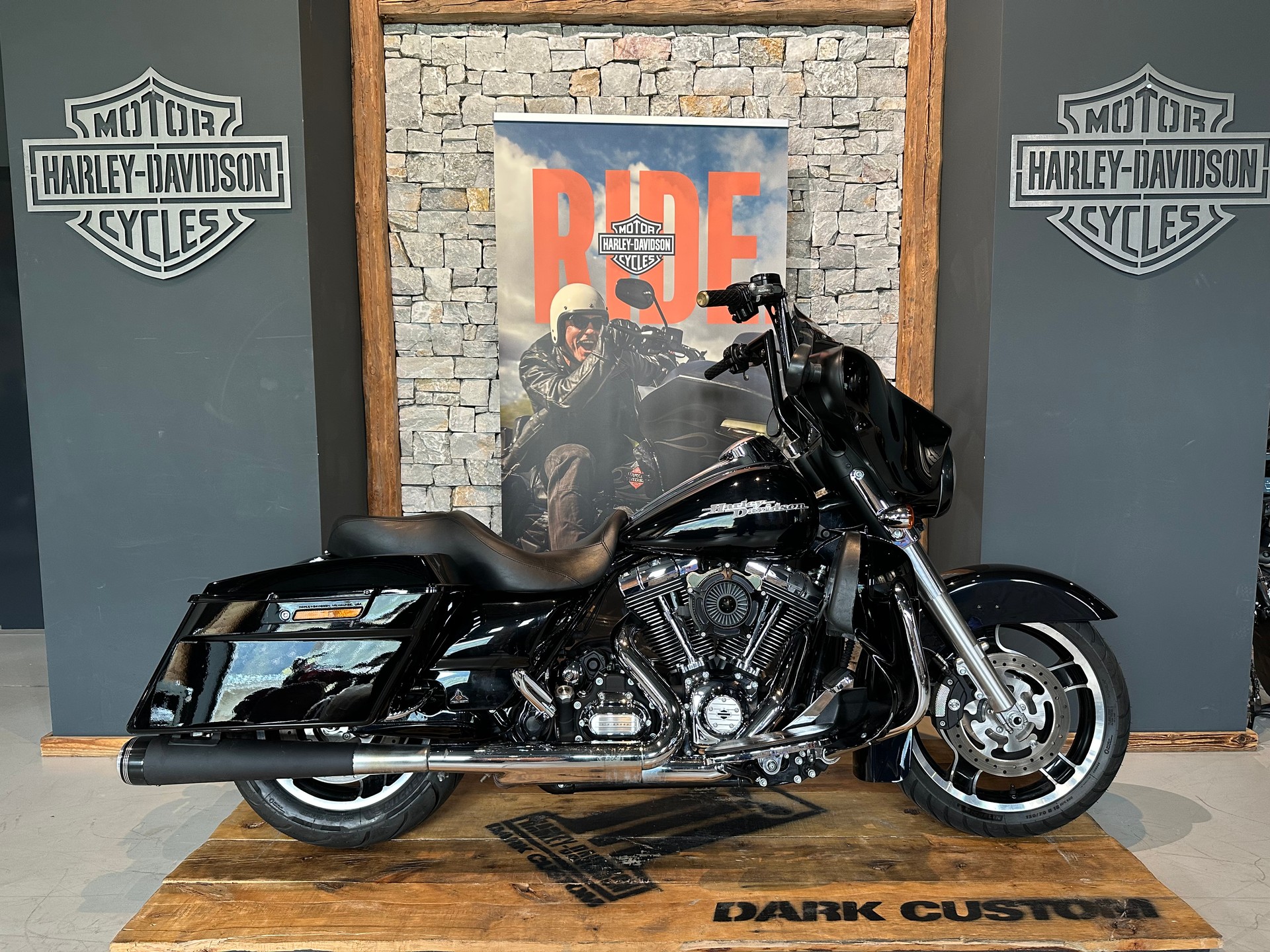 HARLEY-DAVIDSON FLHX Street Glide ABS-image-0