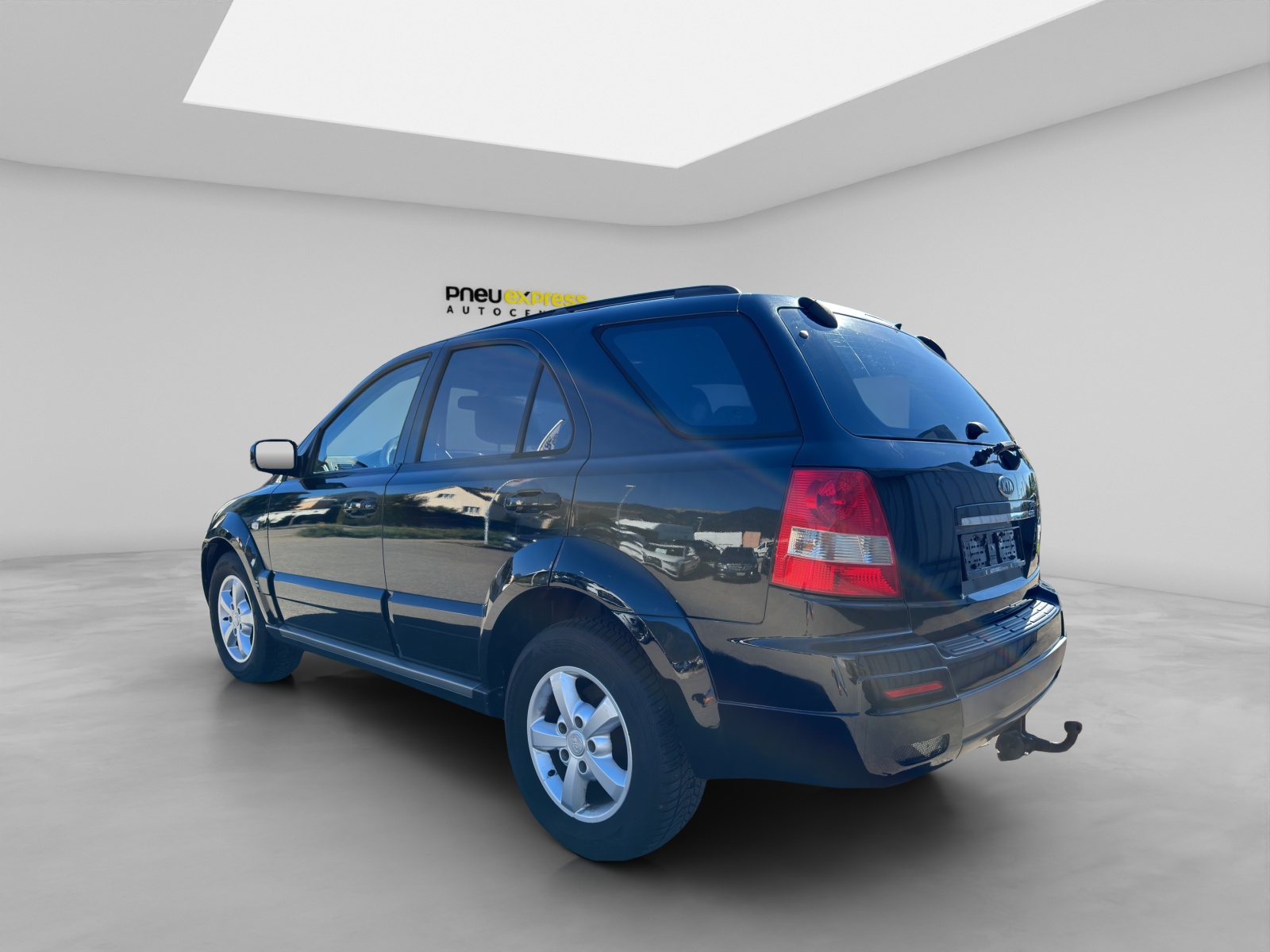 KIA Sorento EX 2.5 CRDI-showroom-element-3