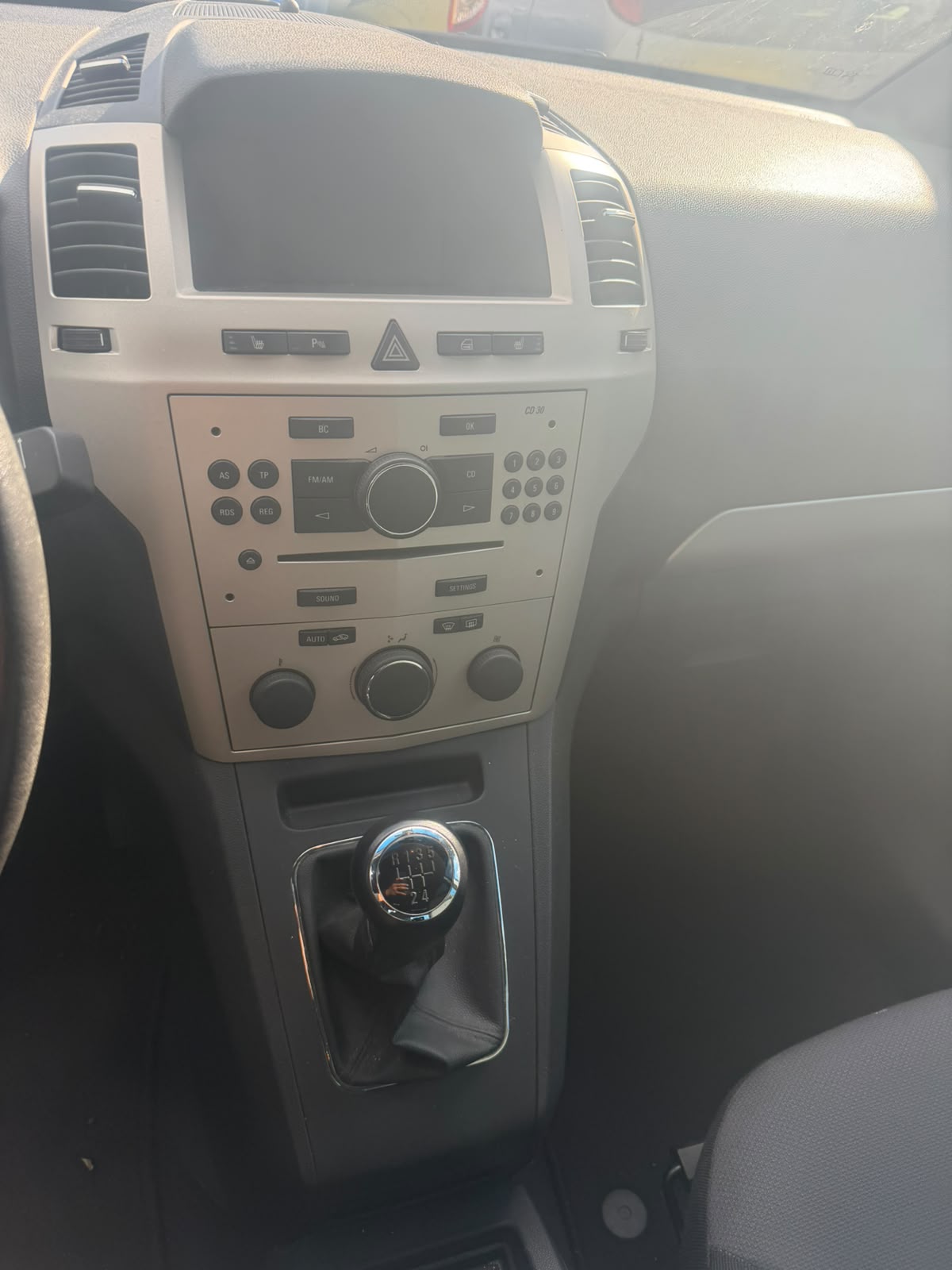 OPEL Zafira 1.8i 16V Enjoy-image-8