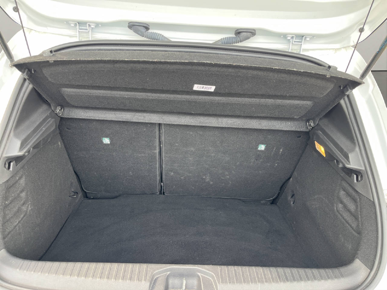 RENAULT Clio 1.6 E-Tech techno-image-10