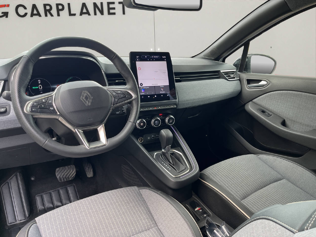 RENAULT Clio 1.6 E-Tech techno-image-5