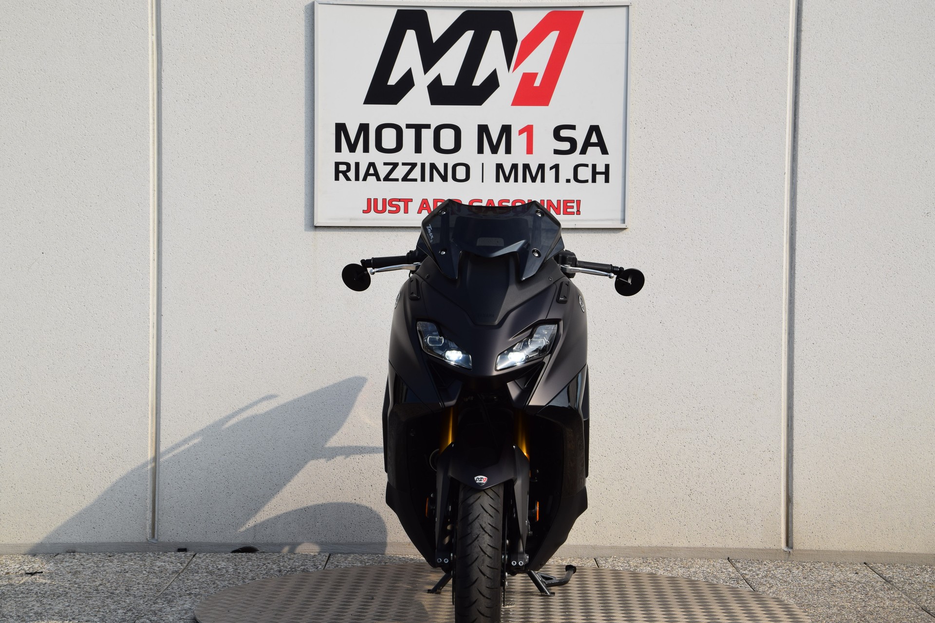 YAMAHA T-MAX Tech-Max XP 560-image-2