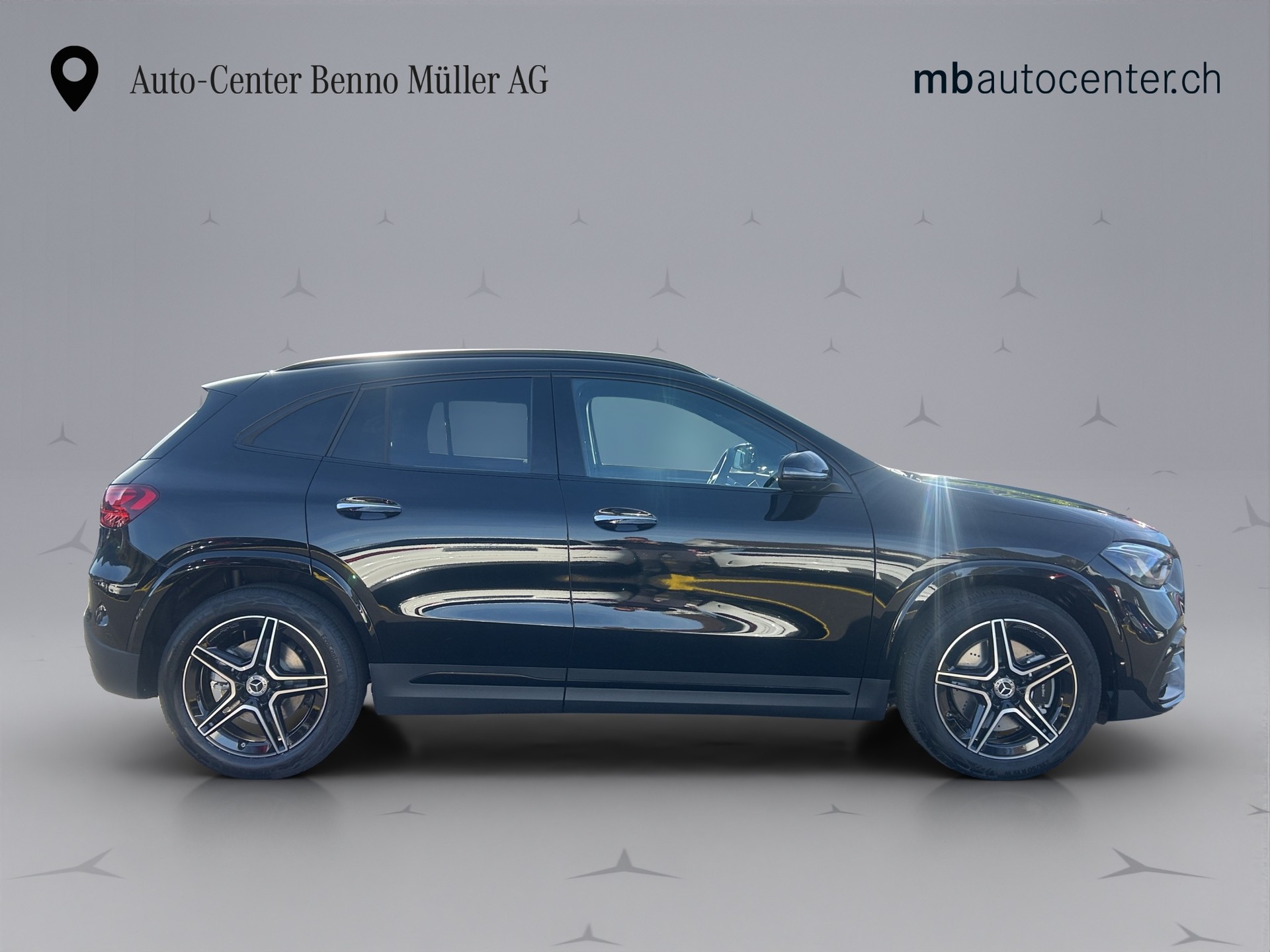 MERCEDES-BENZ GLA-Klasse H247 GLA 250 Swiss Star AMG Line 4matic-image-6