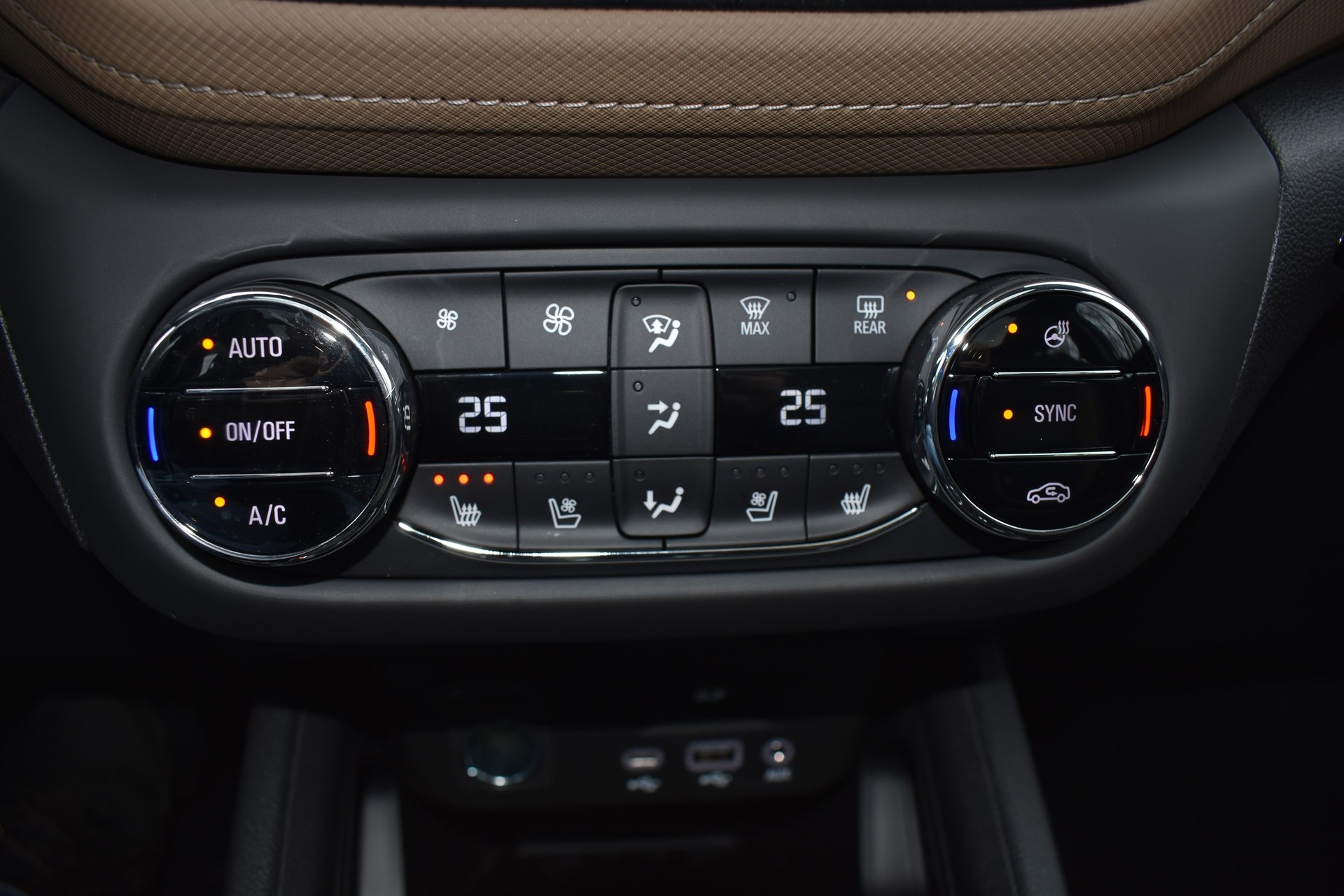 CHEVROLET TRAILBLAZER Activ 1.3T AWD-image-12