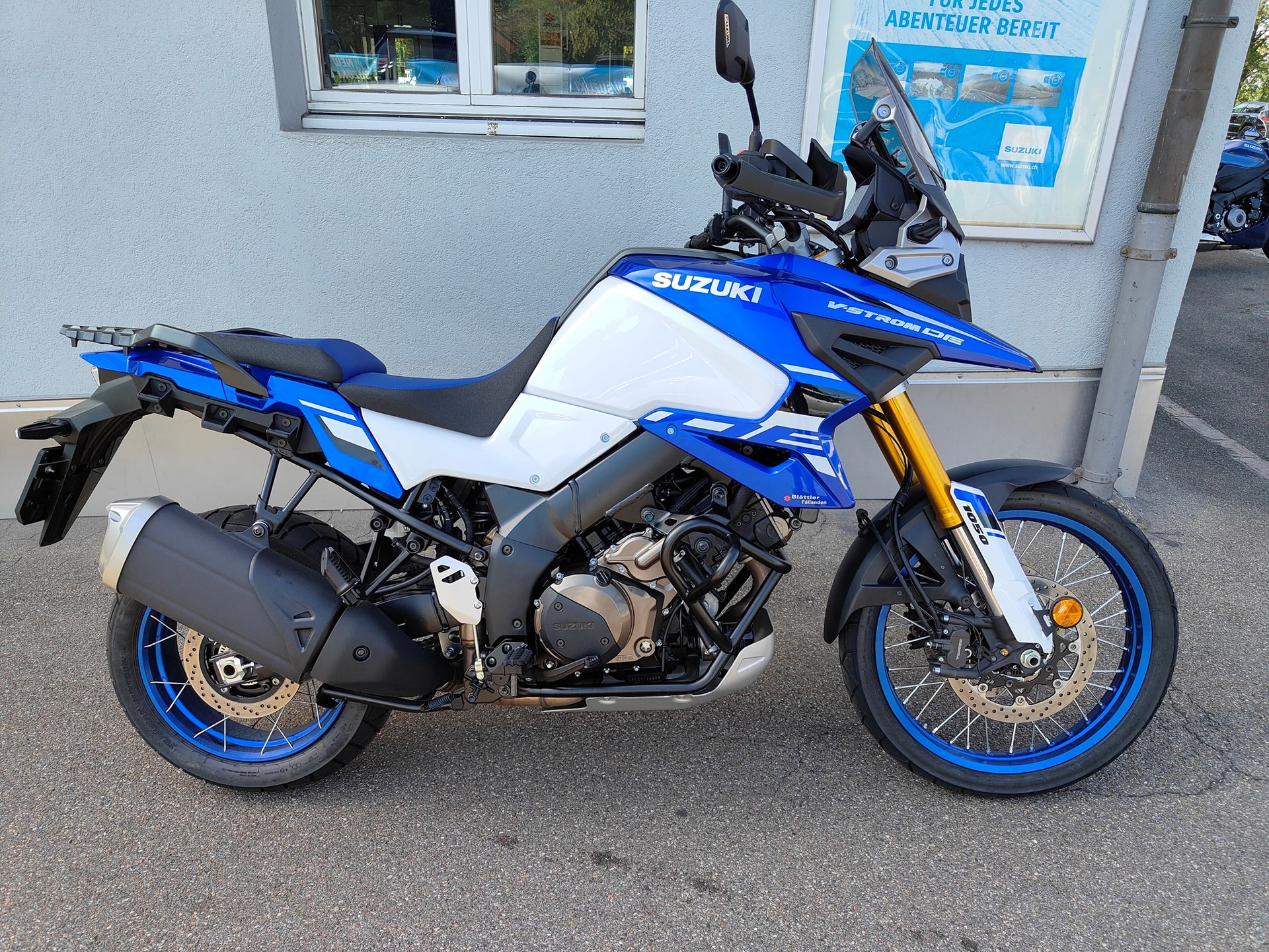 SUZUKI DL 1050 DE-image-0