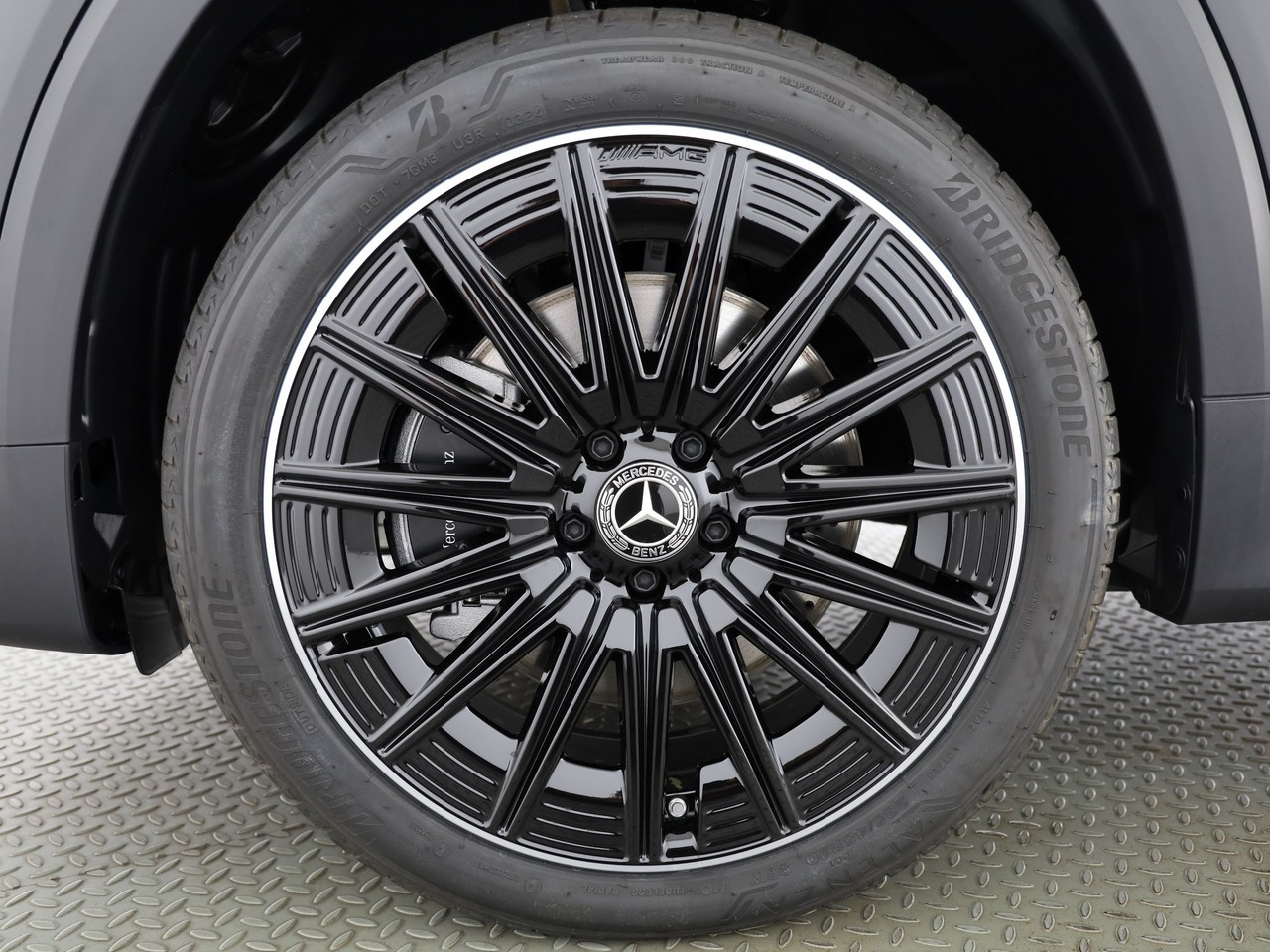 MERCEDES-BENZ GLB 220 d 4Matic 8G-Tronic-image-6