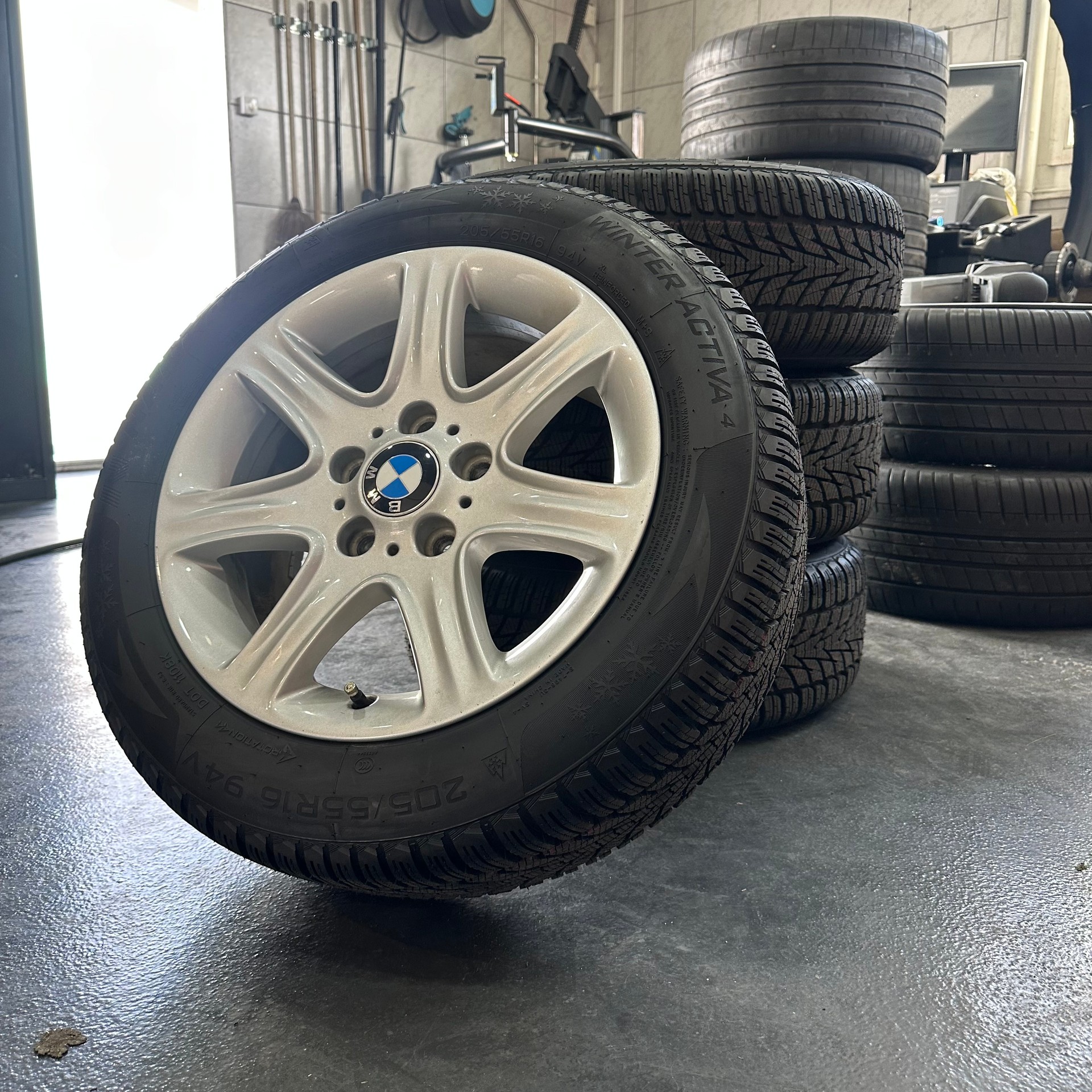 BMW 120d Urban Line Steptronic-image-13