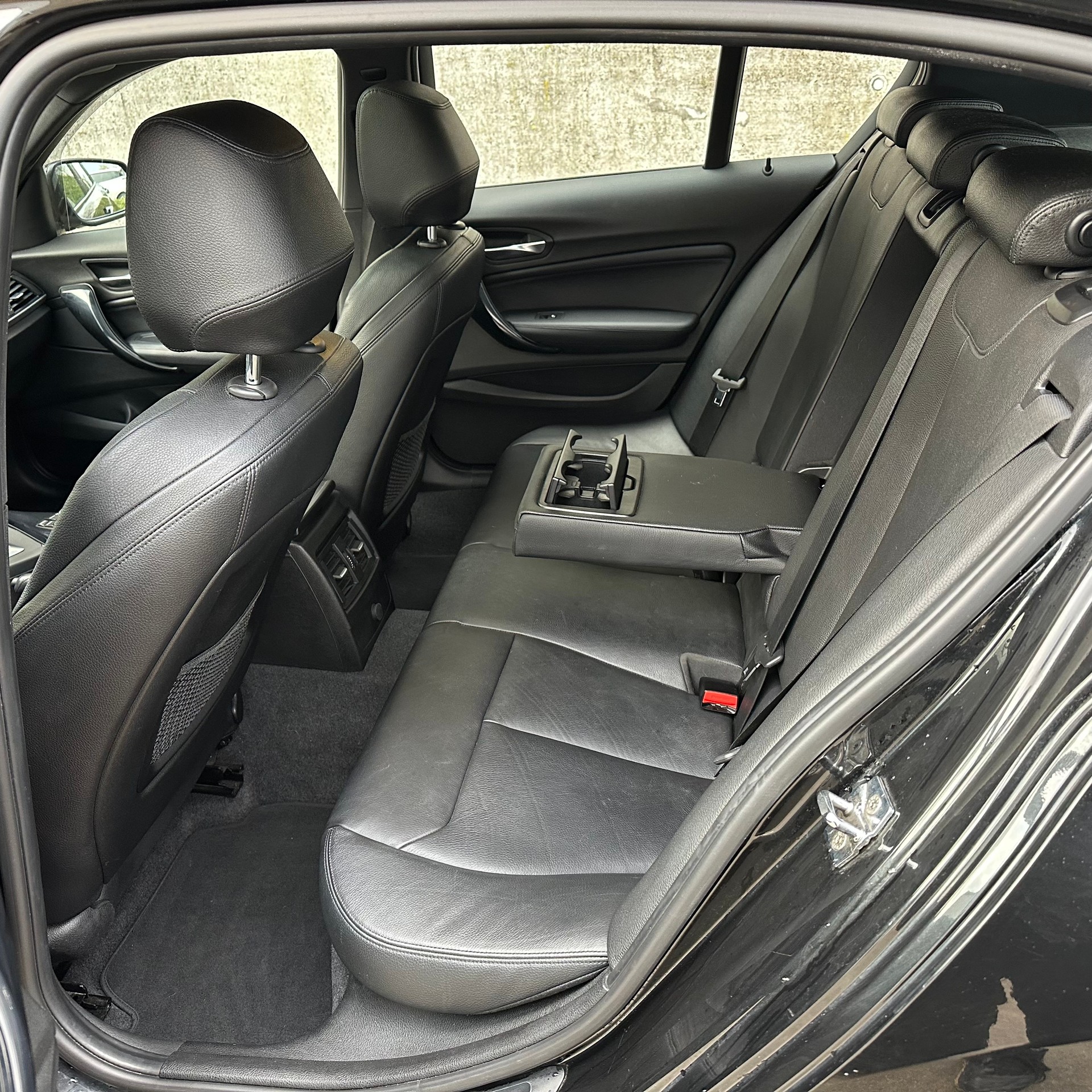 BMW 120d Urban Line Steptronic-image-28