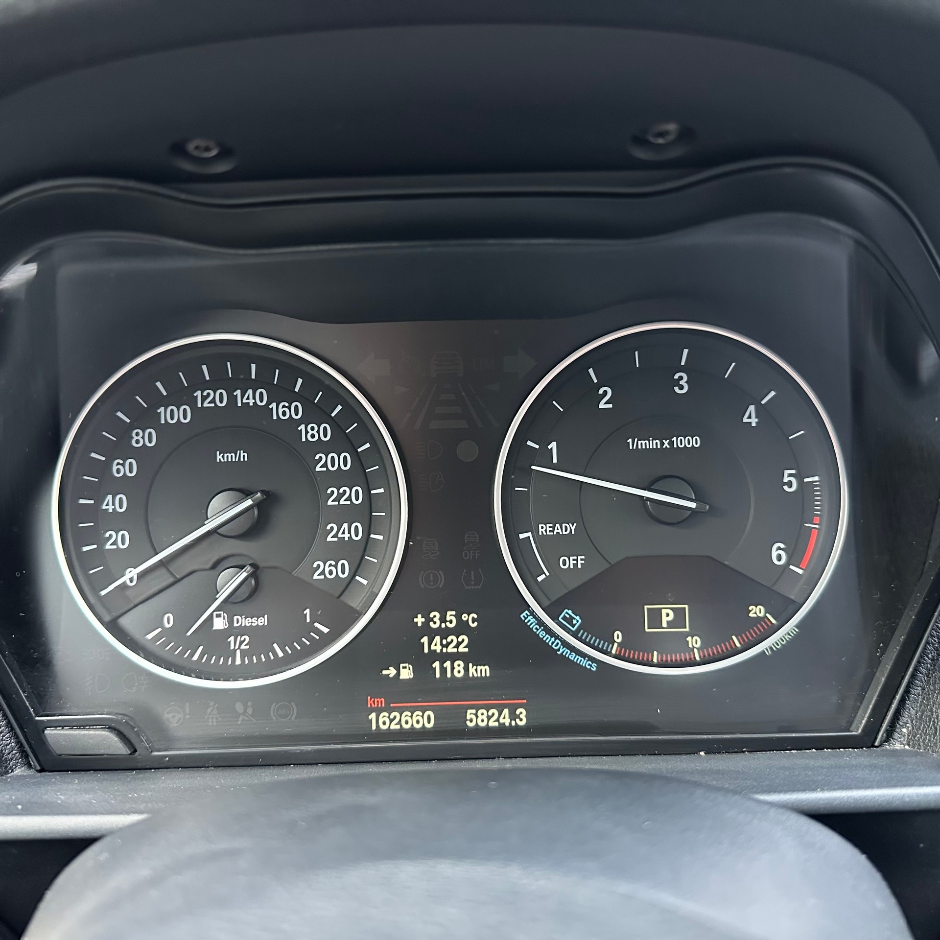 BMW 120d Urban Line Steptronic-image-23