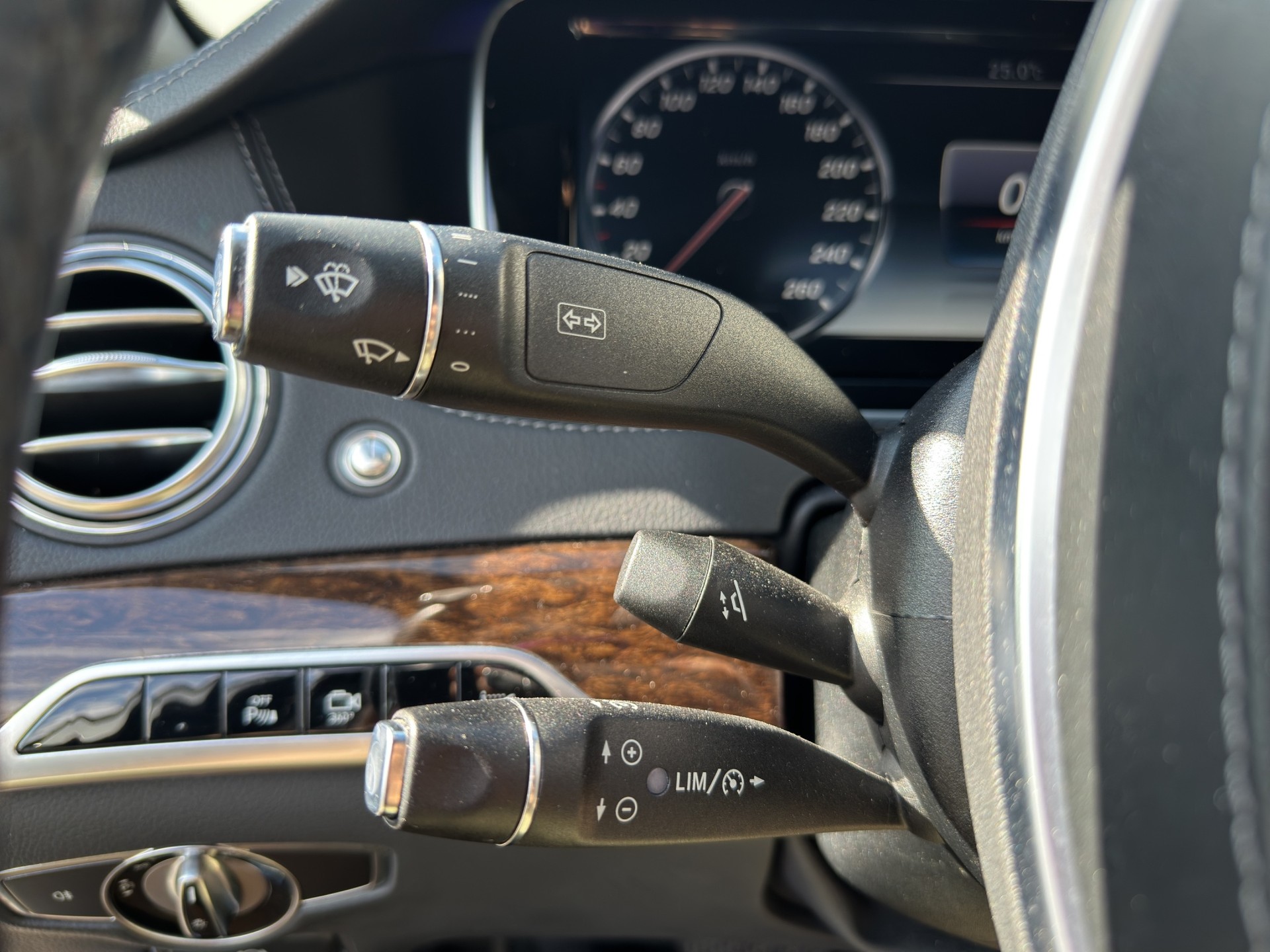 MERCEDES-BENZ S 400 Hybrid 7G-Tronic-image-23