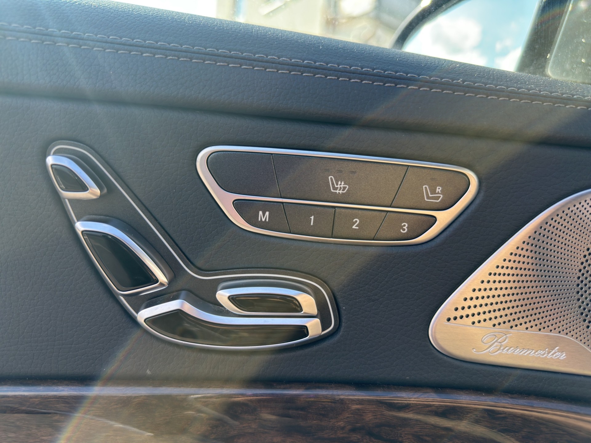 MERCEDES-BENZ S 400 Hybrid 7G-Tronic-image-14