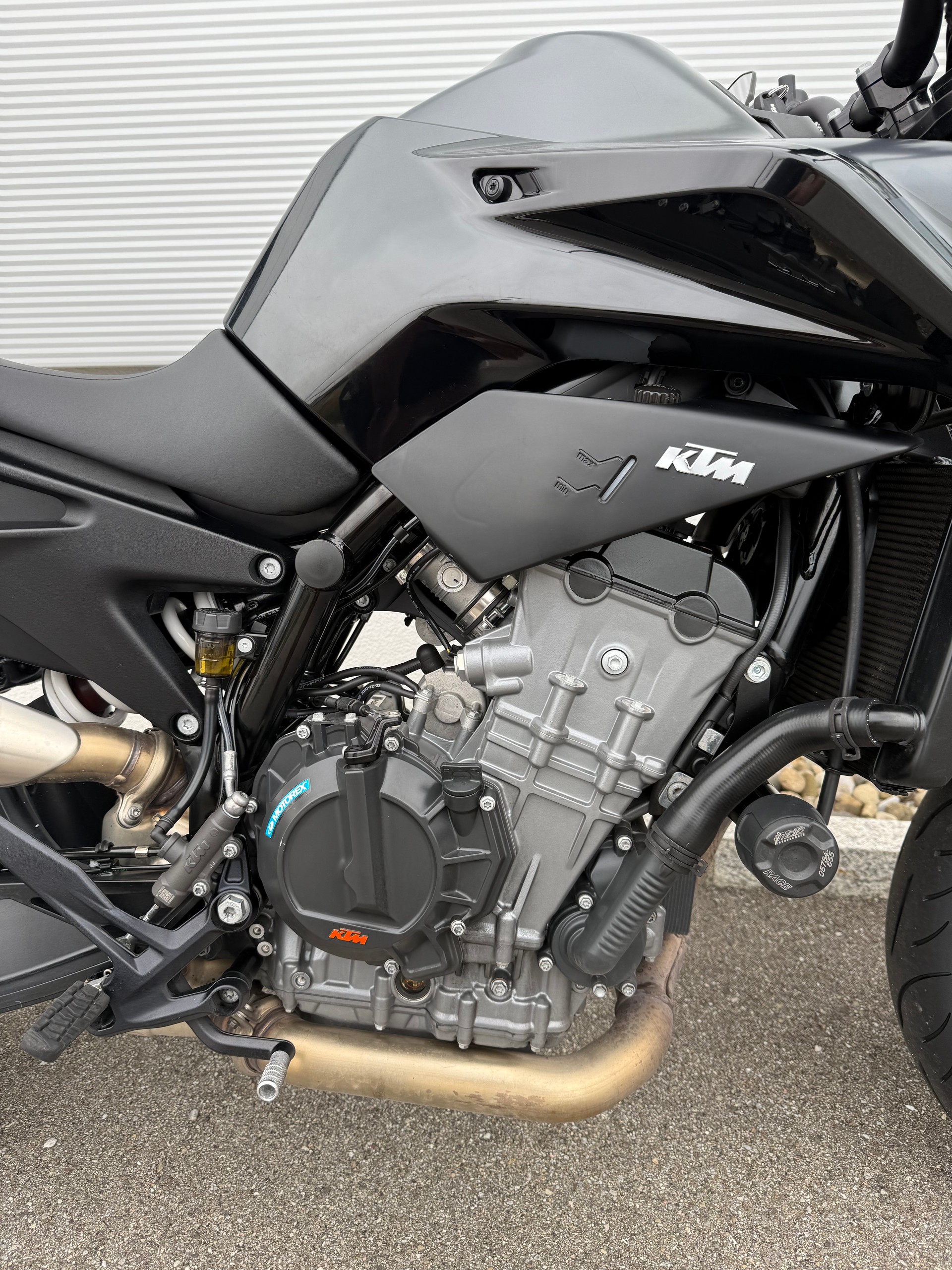 KTM 890 Duke L (35kW)-image-3