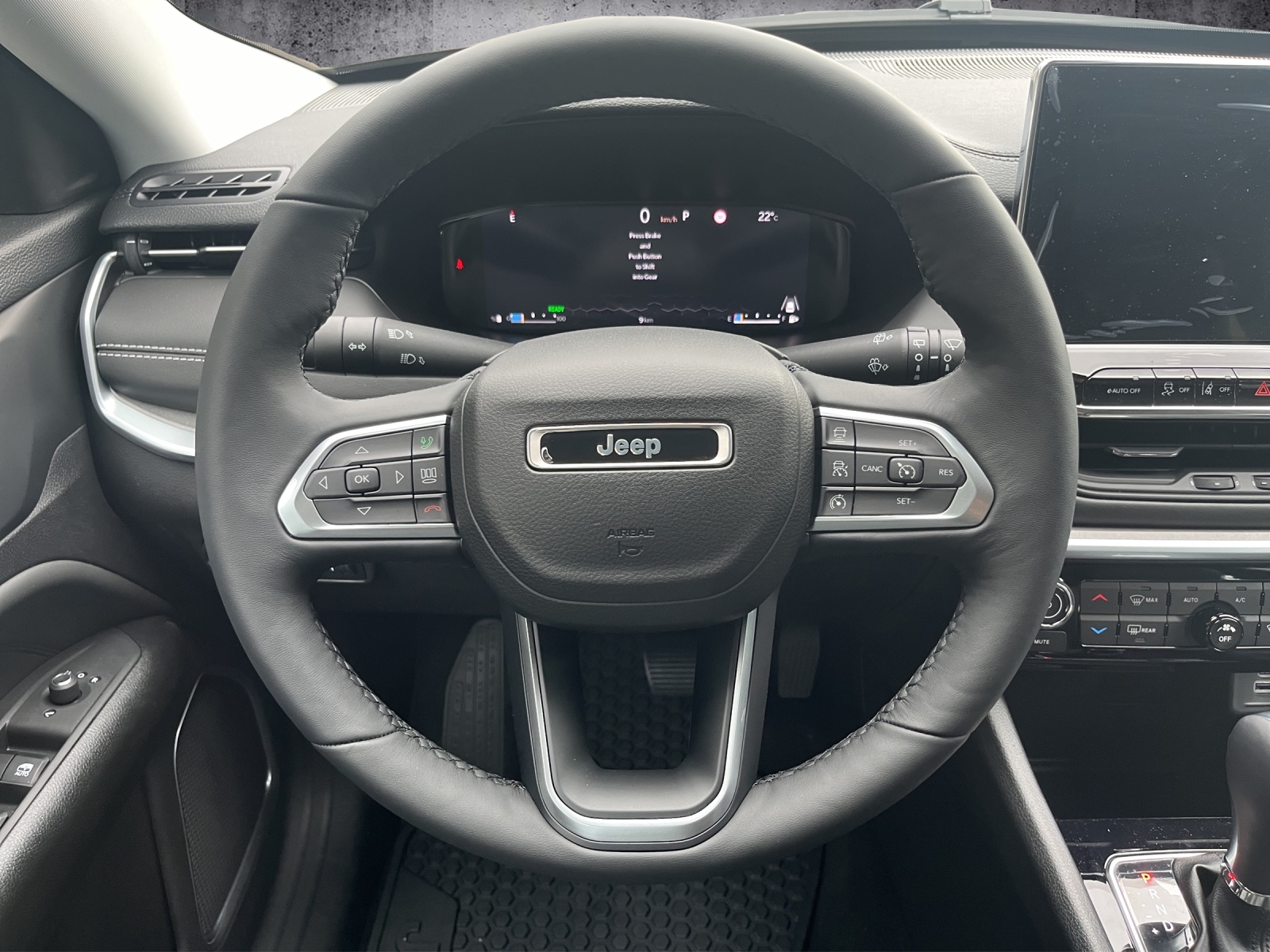JEEP Compass 1.5 Turbo Swiss Altitude-image-9