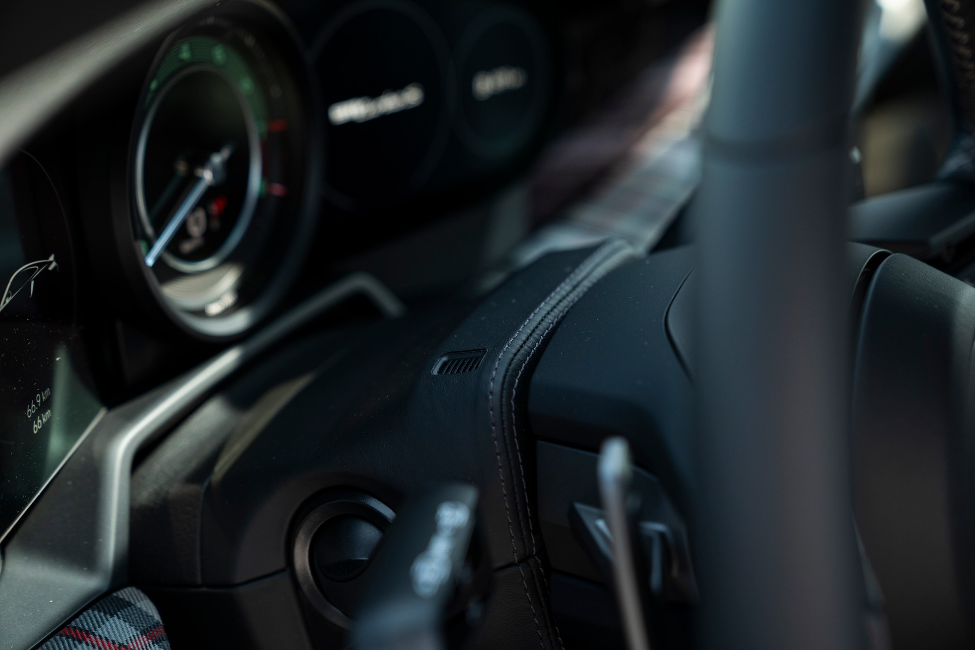 PORSCHE 911 Turbo 50 Jahre PTS-image-14