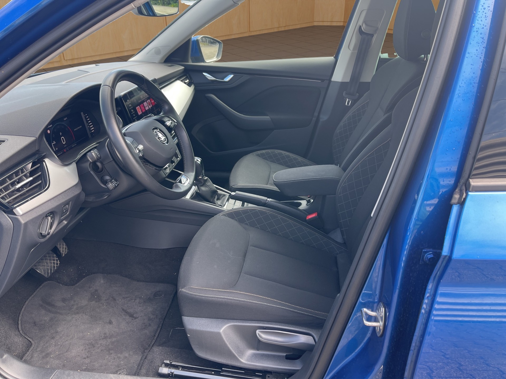 SKODA Kamiq 1.5 TSI Selection DSG-image-5