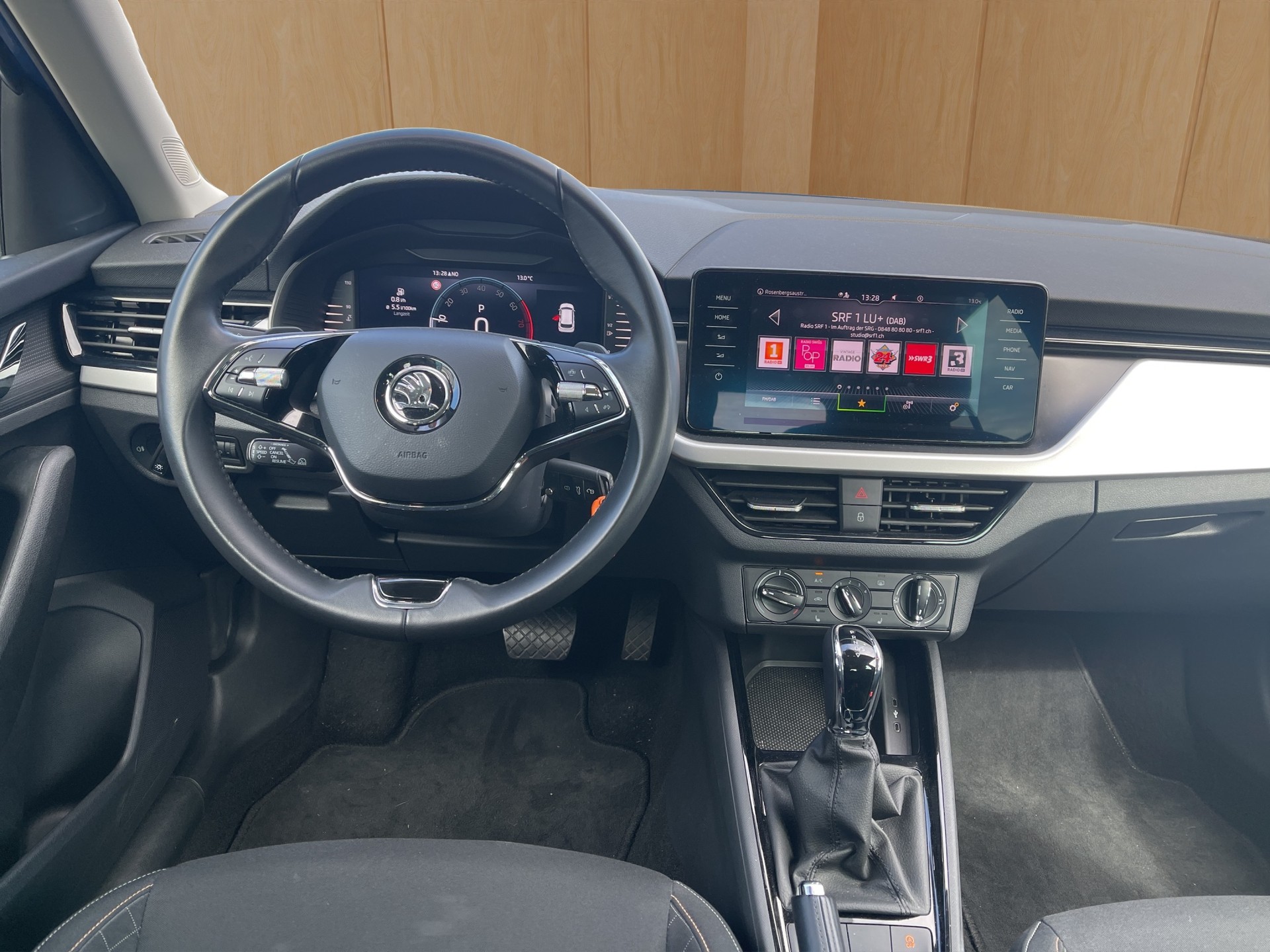 SKODA Kamiq 1.5 TSI Selection DSG-image-6