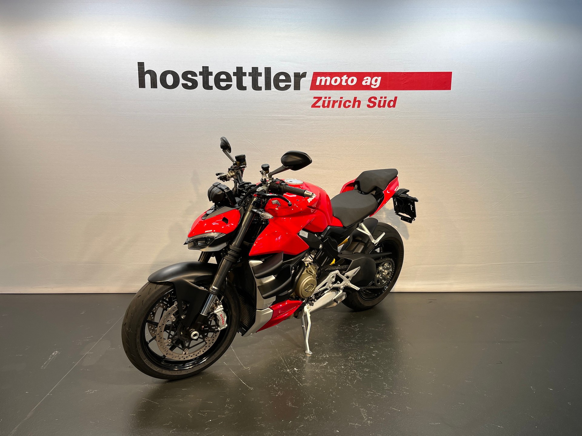DUCATI Streetfighter V4-image-4
