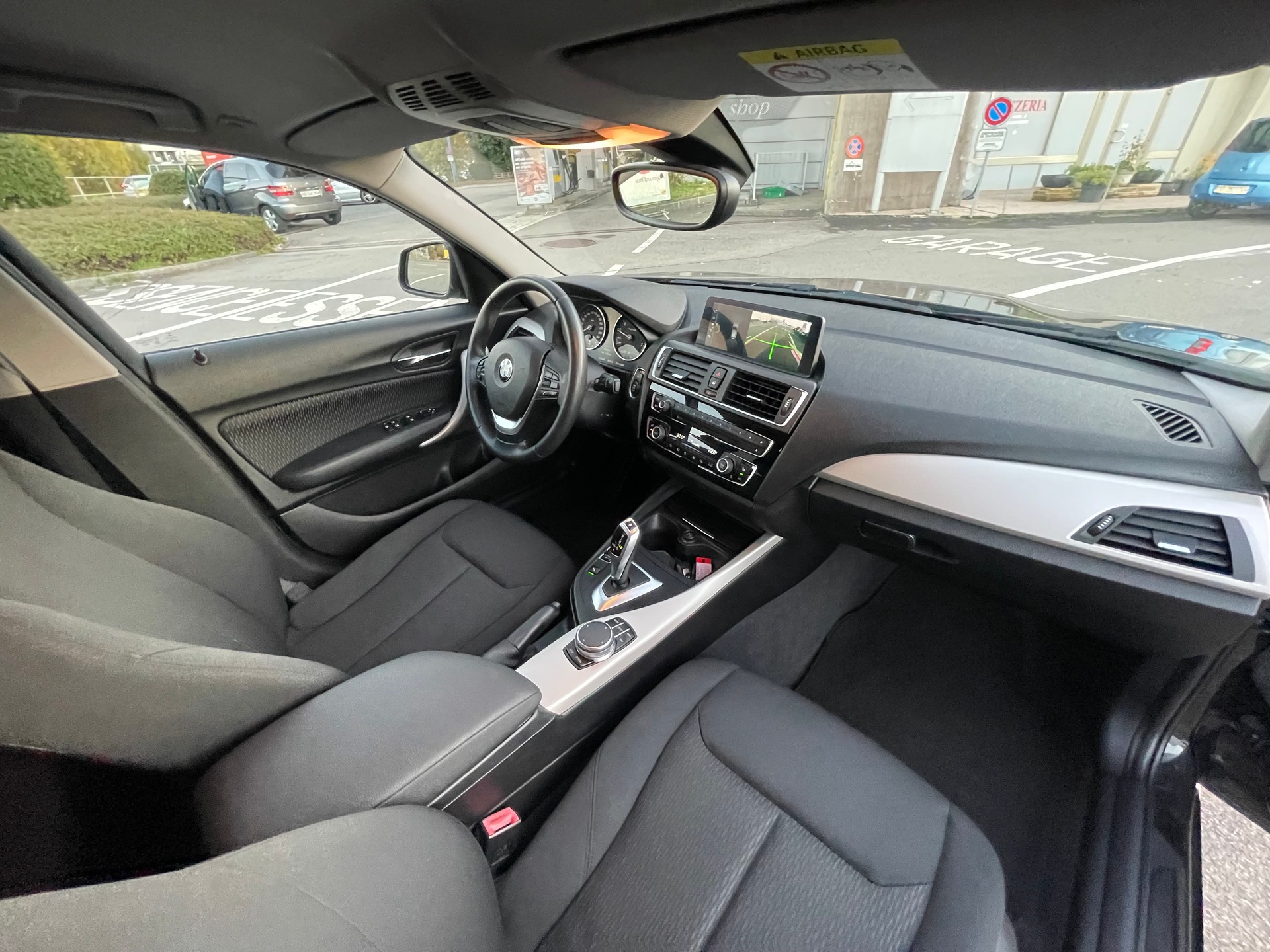 BMW 118i Steptronic-image-9