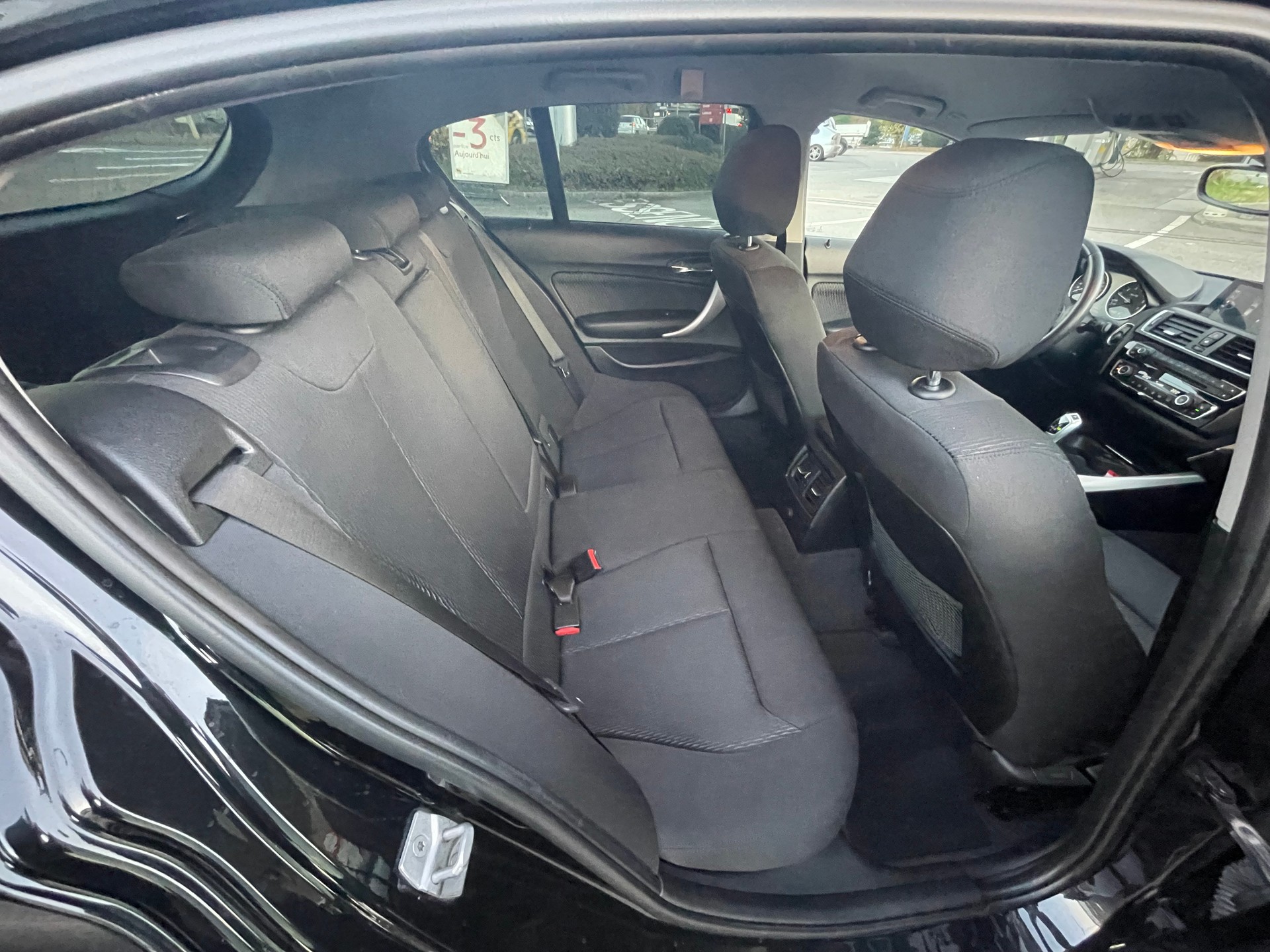 BMW 118i Steptronic-image-6