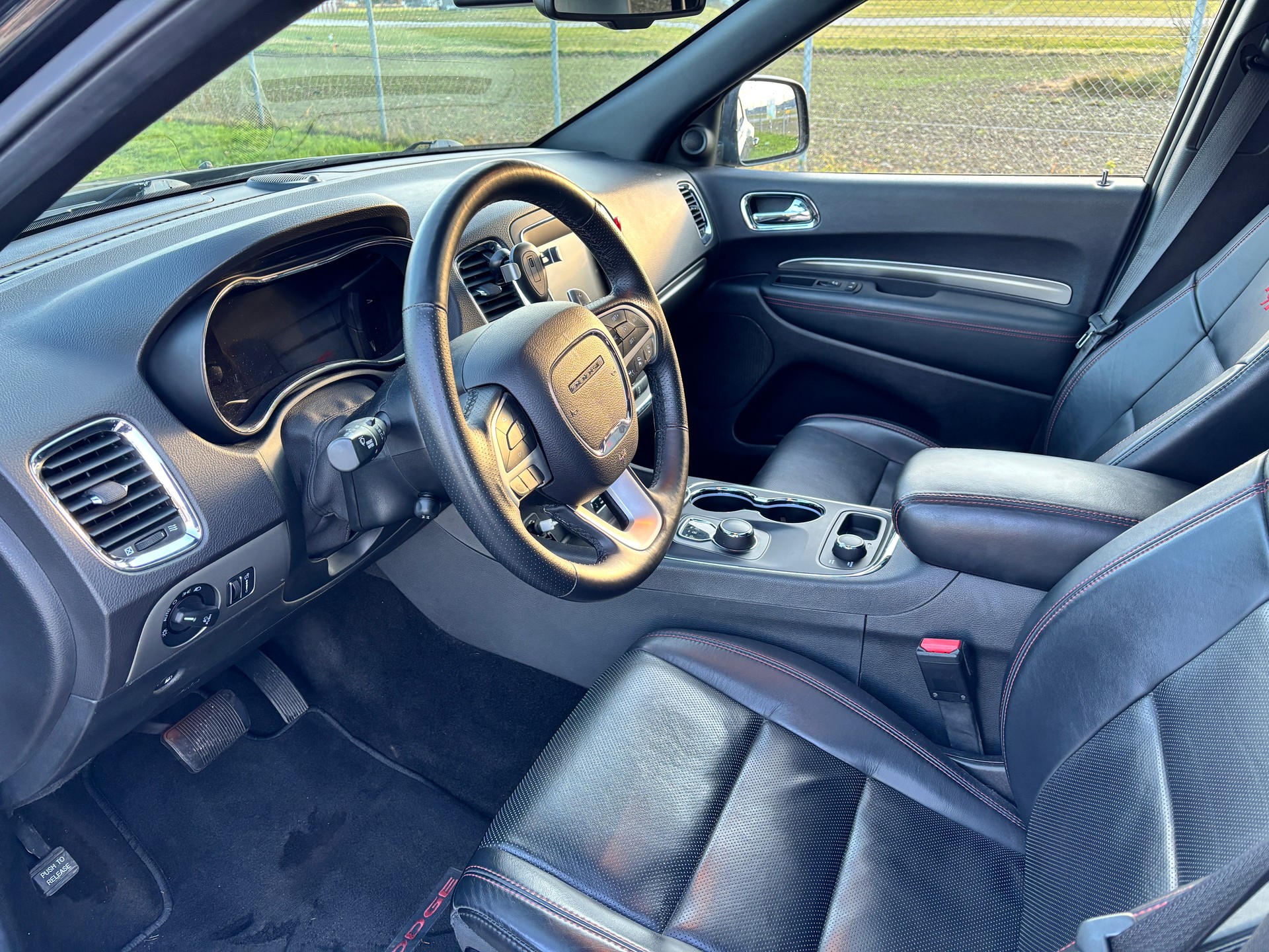 DODGE Durango R/T-image-9