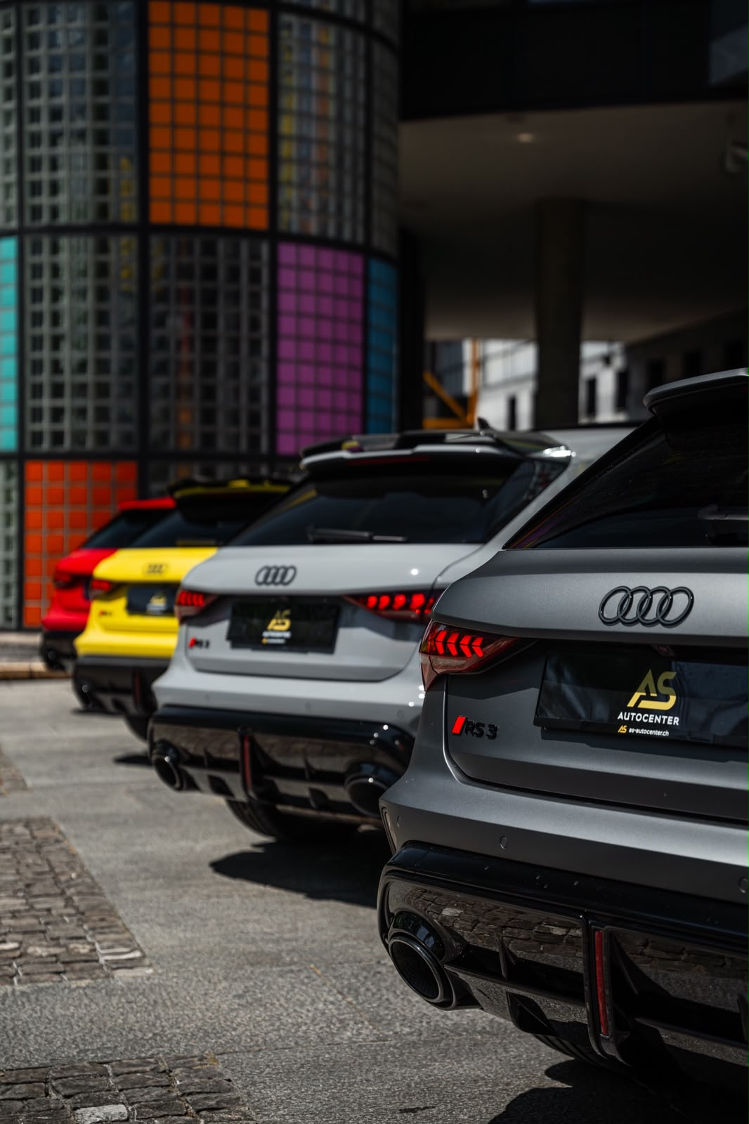 AUDI RS3 Sportback 2.5 TSI Facelift *PHYTONGELB* UNIKAT | KERAMIK-BREMSEN | FULL-CARBON | R8-SCHALENSITZE | GARANTIE 5J. | 290 KMH-image-17