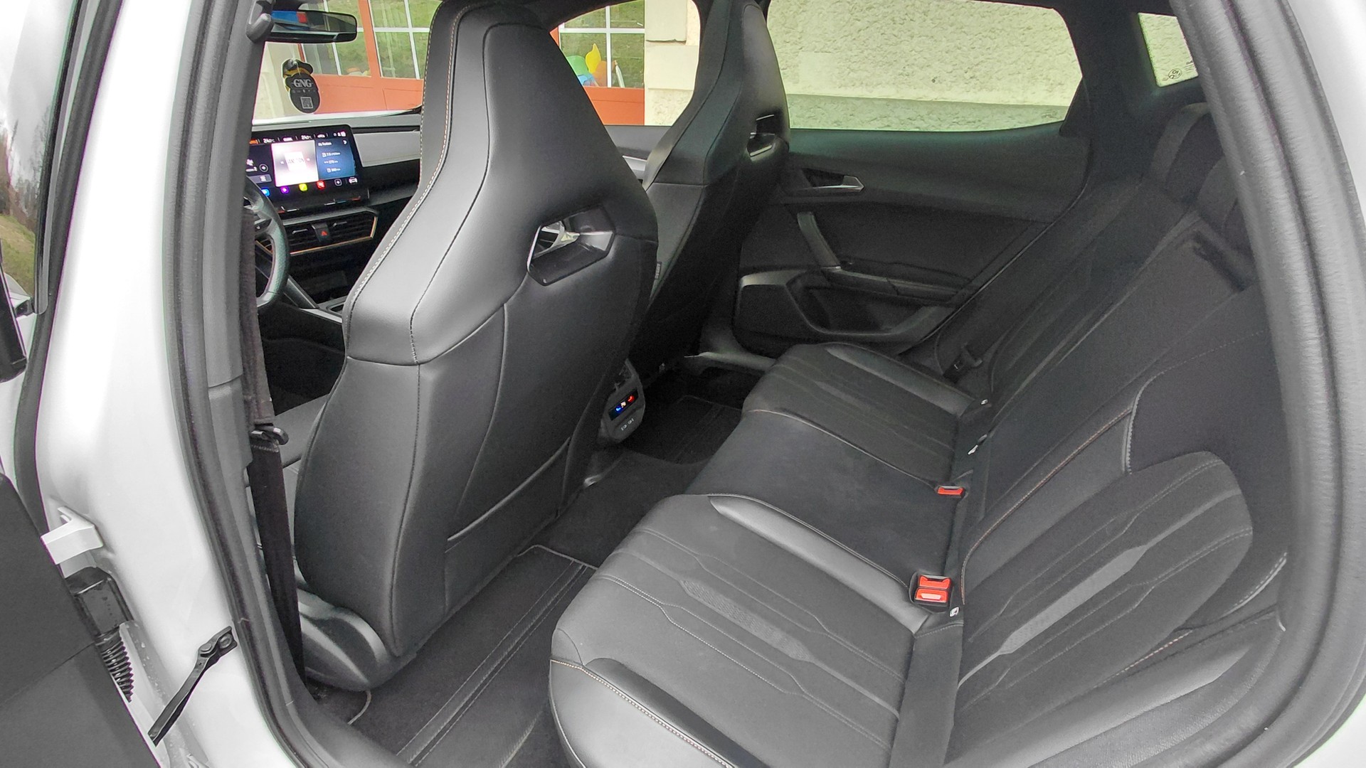 CUPRA Formentor 2.0TSI VZ DSG-image-10