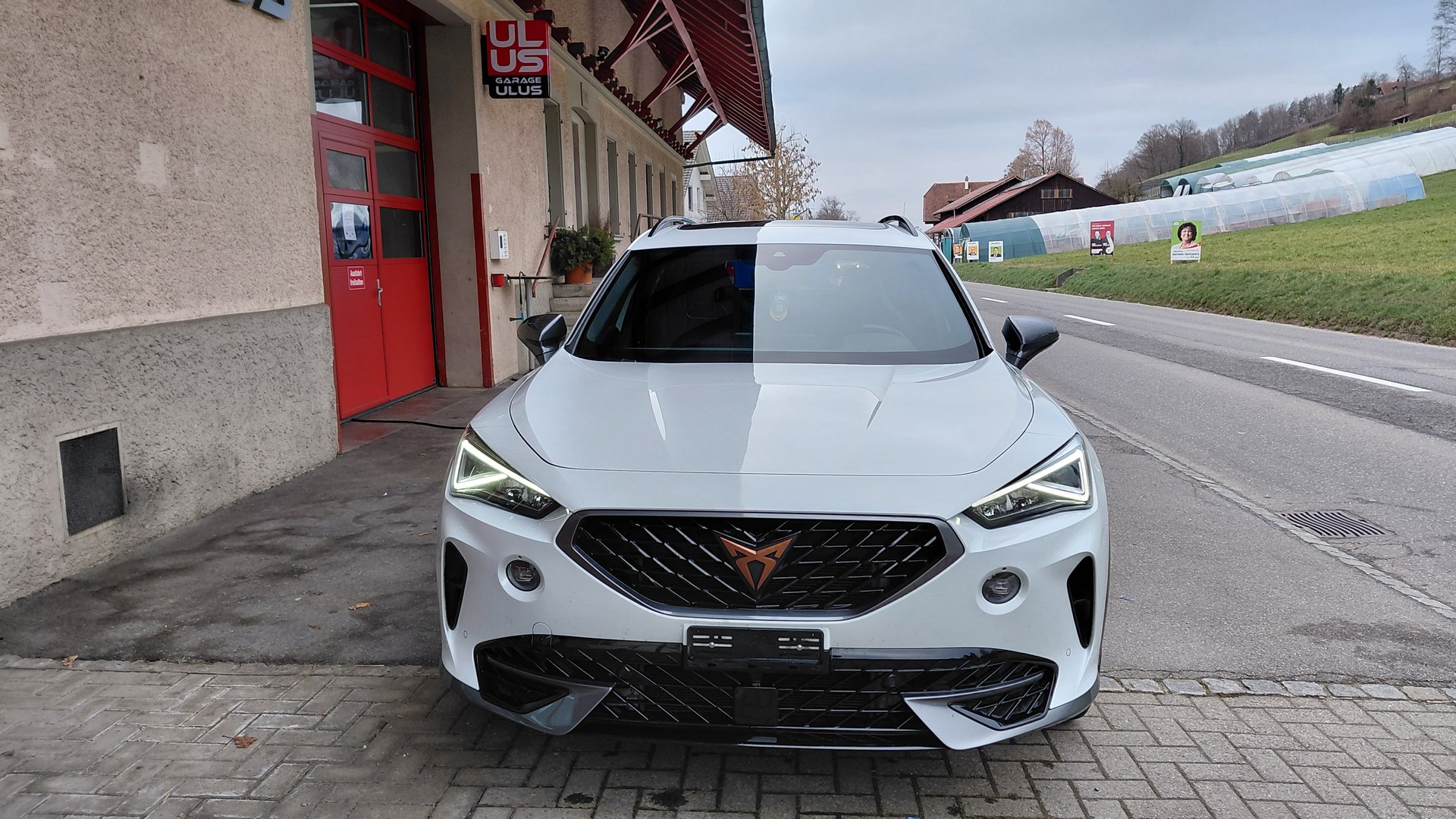 CUPRA Formentor 2.0TSI VZ DSG-image-2