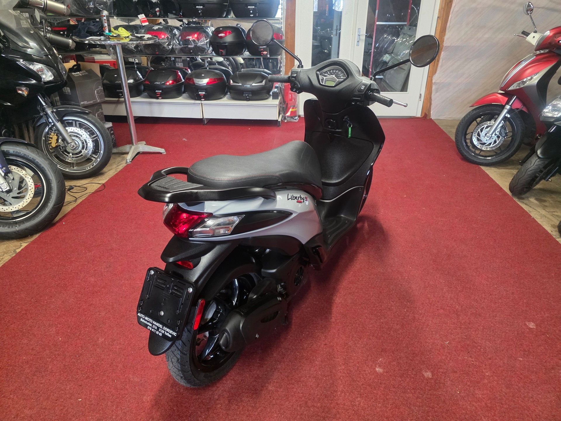 PIAGGIO Liberty 125 Sport-image-3