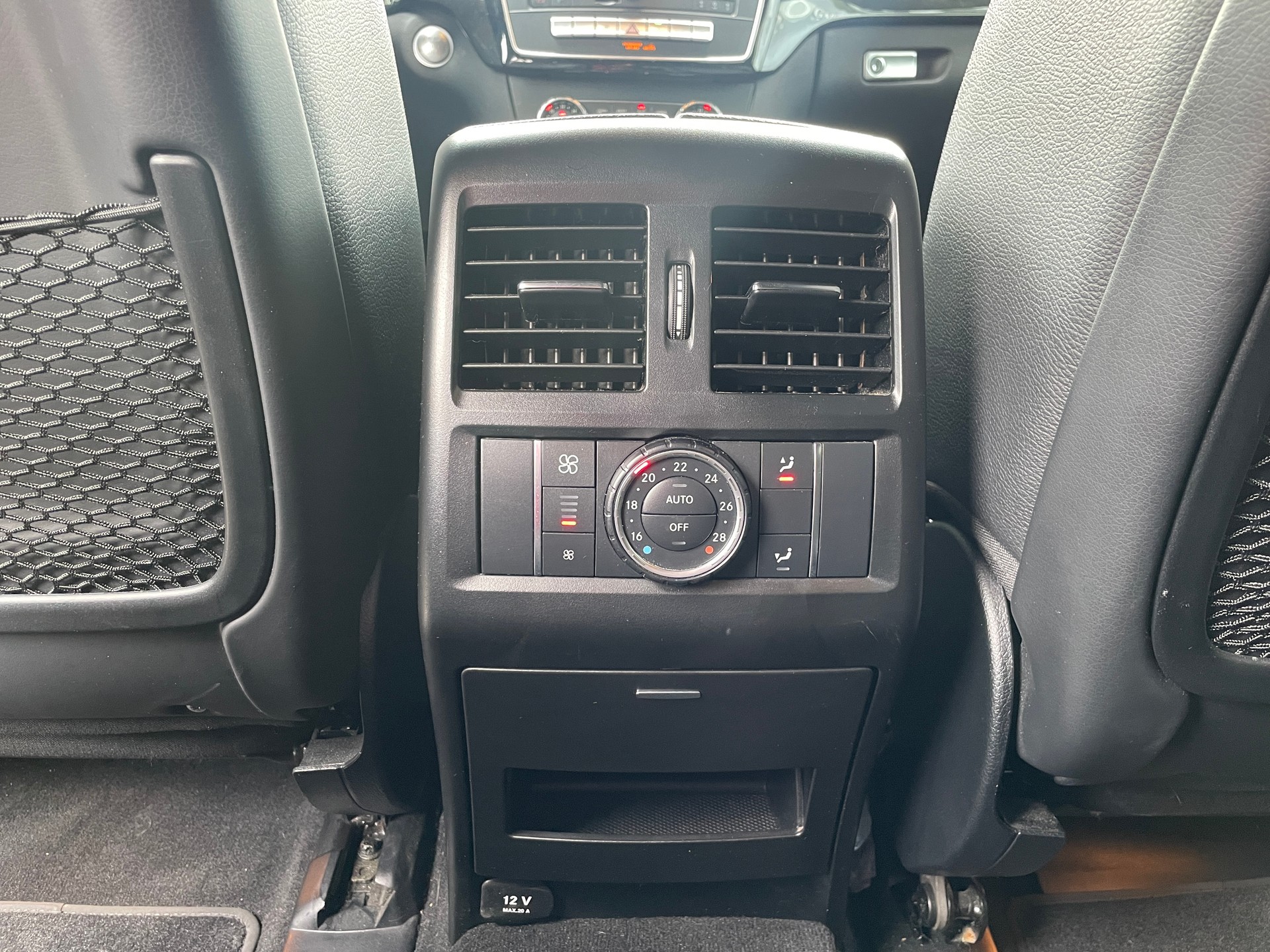 MERCEDES-BENZ GLE 250 d 4Matic 9G-Tronic-image-13