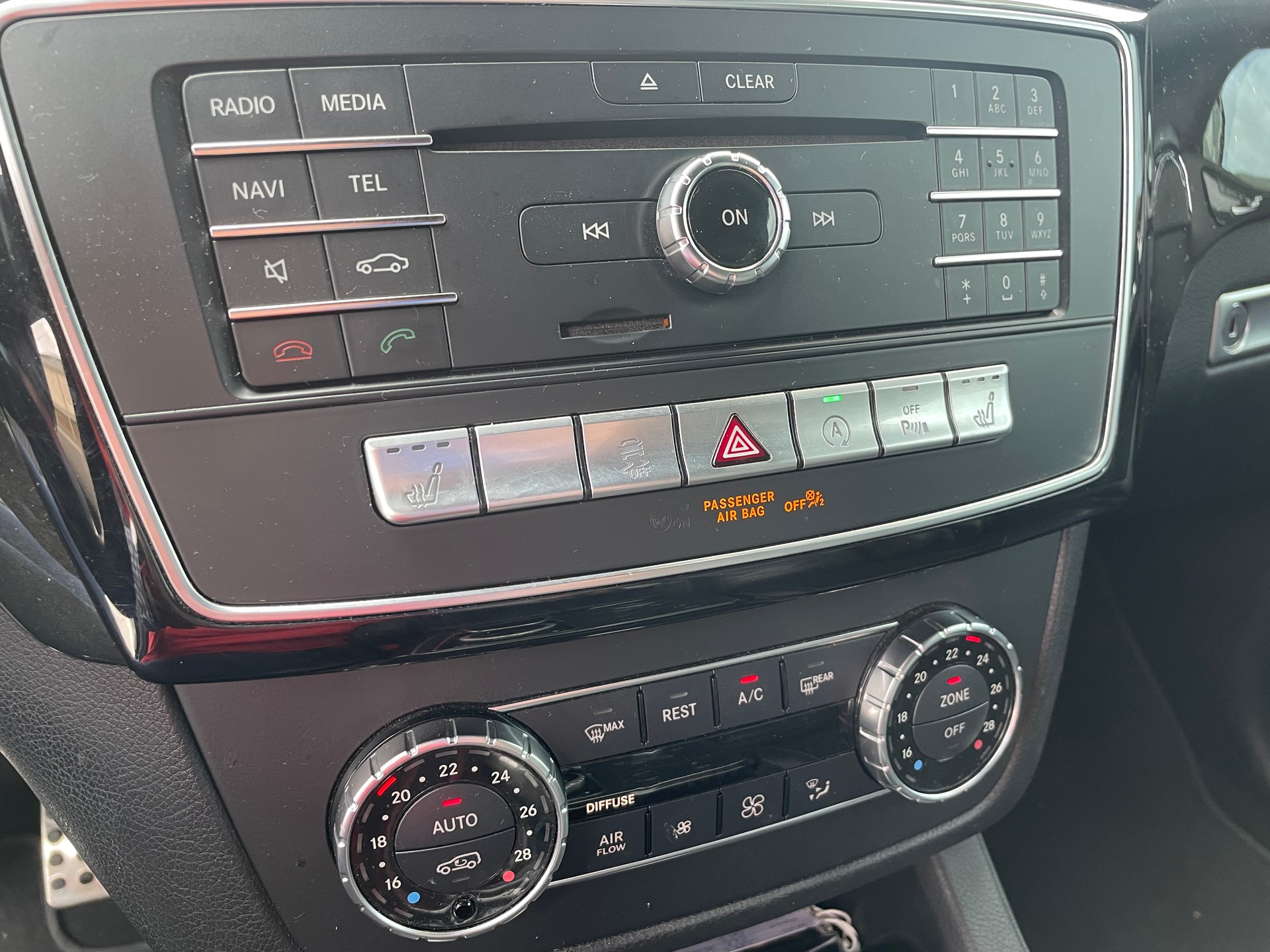 MERCEDES-BENZ GLE 250 d 4Matic 9G-Tronic-image-18
