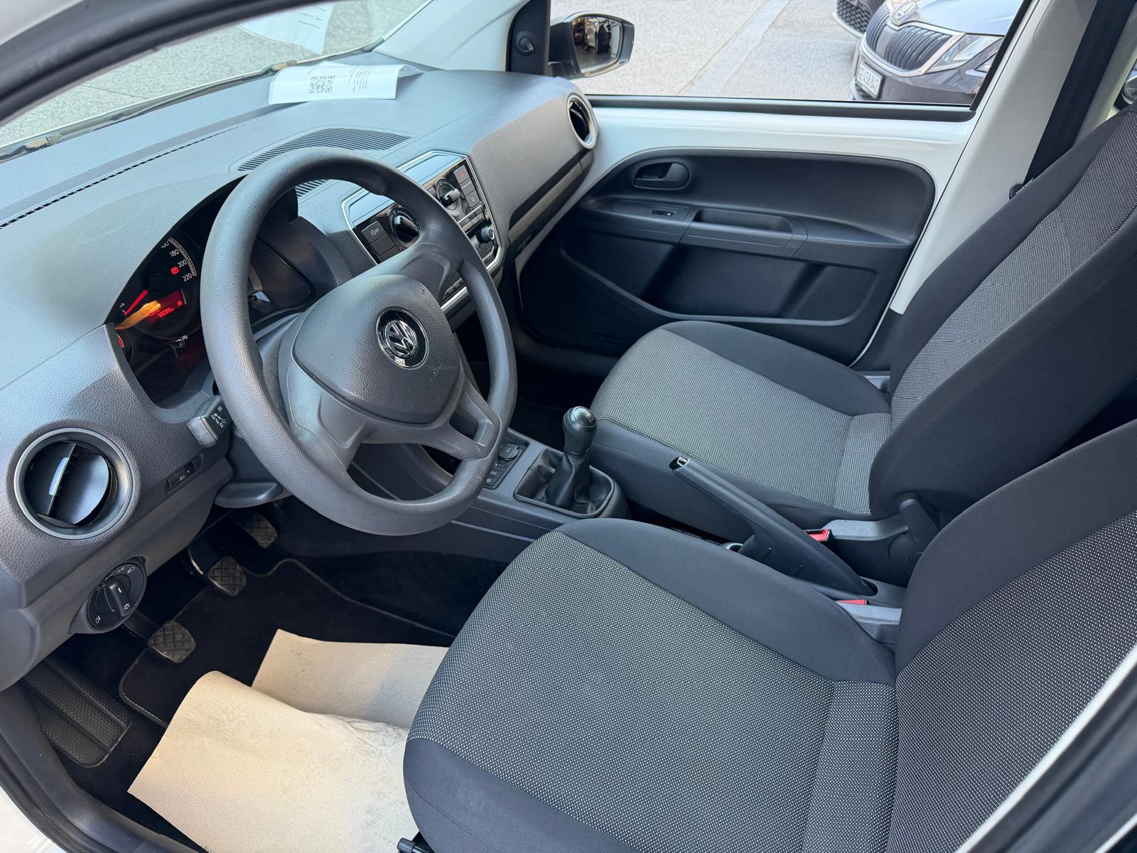 VW Up 1.0 MPI take up-image-8