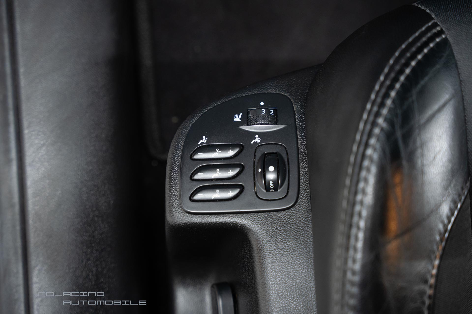 RENAULT Latitude 2.0 dCi Dynamique active-shift-image-18
