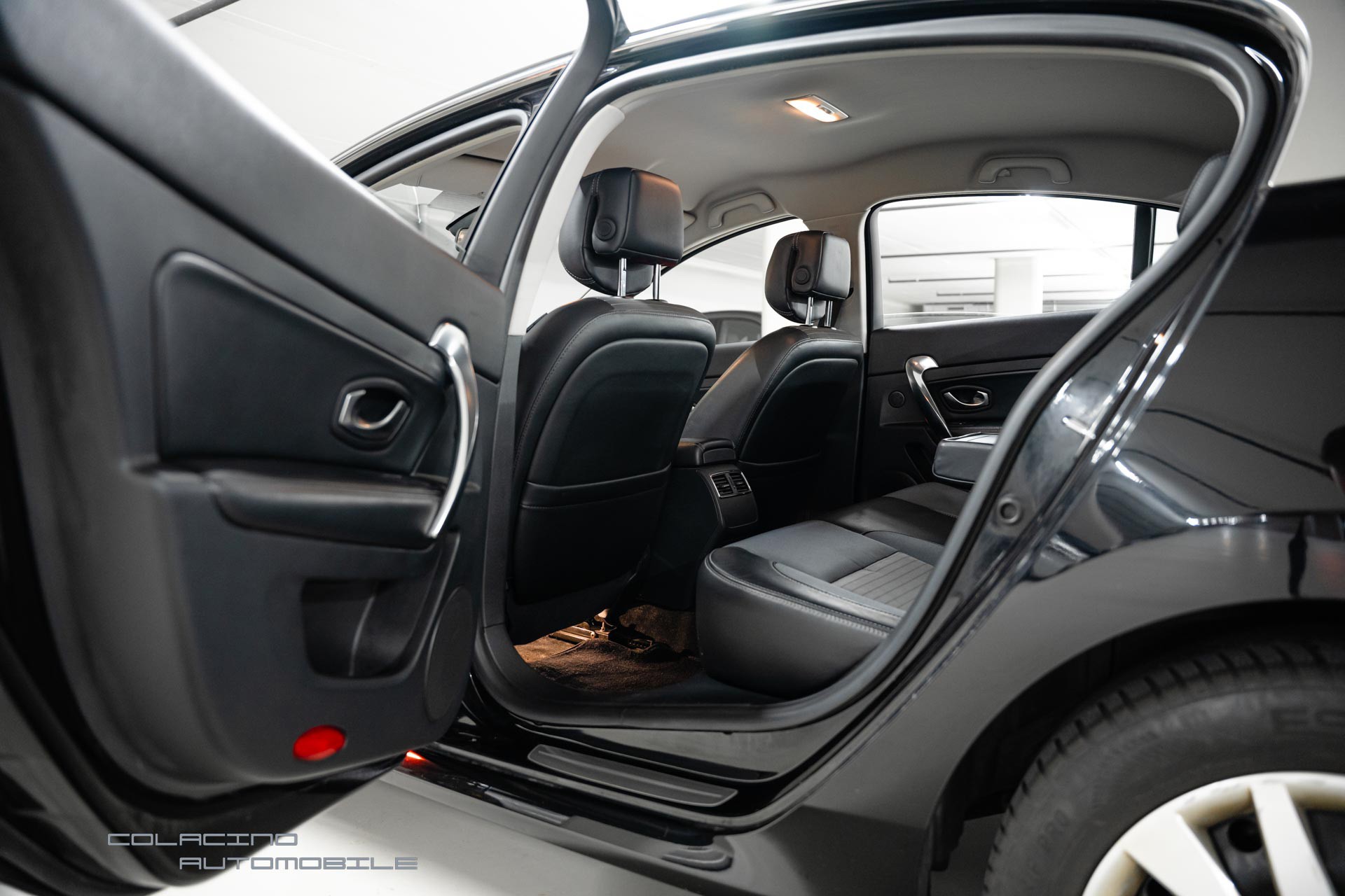 RENAULT Latitude 2.0 dCi Dynamique active-shift-image-15